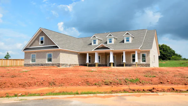 House with dirt yard