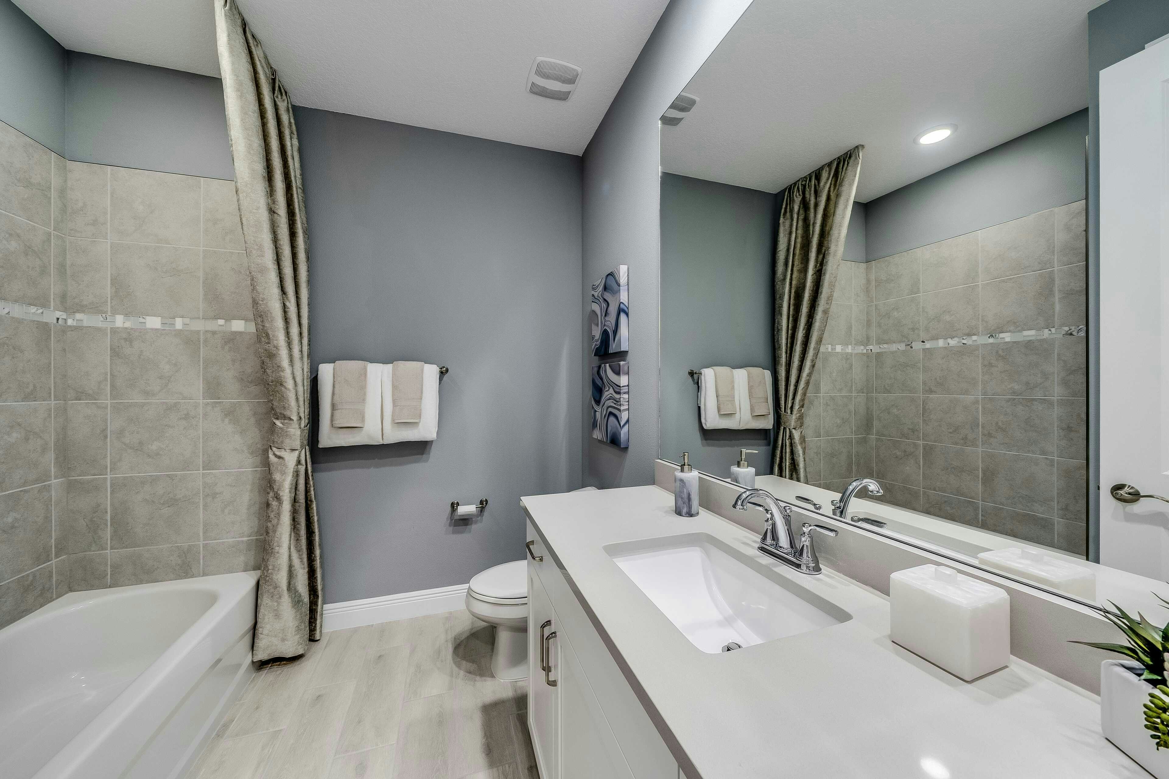 Secondary Bath | Allura