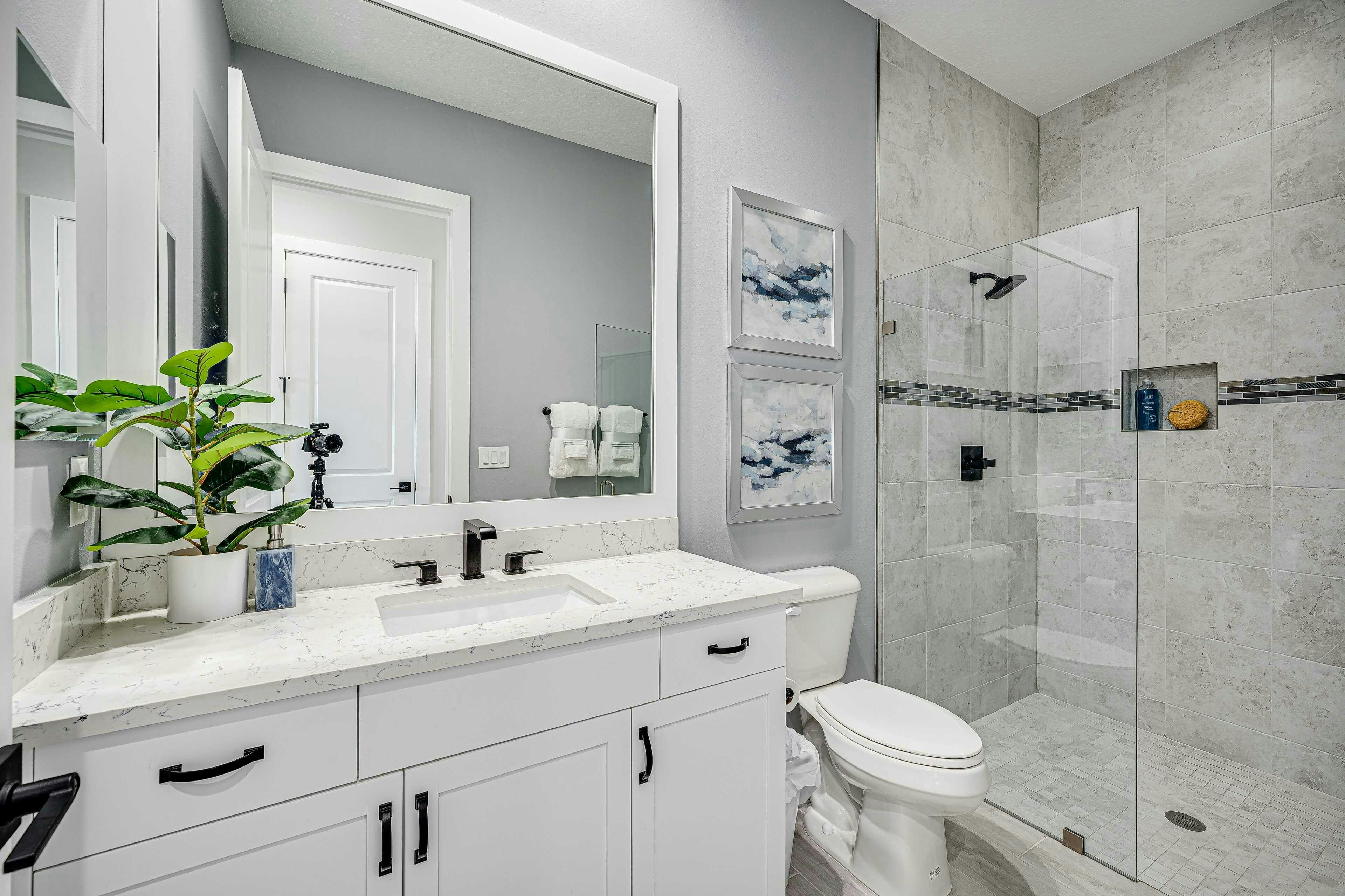 Bath 2 | Magnolia 21