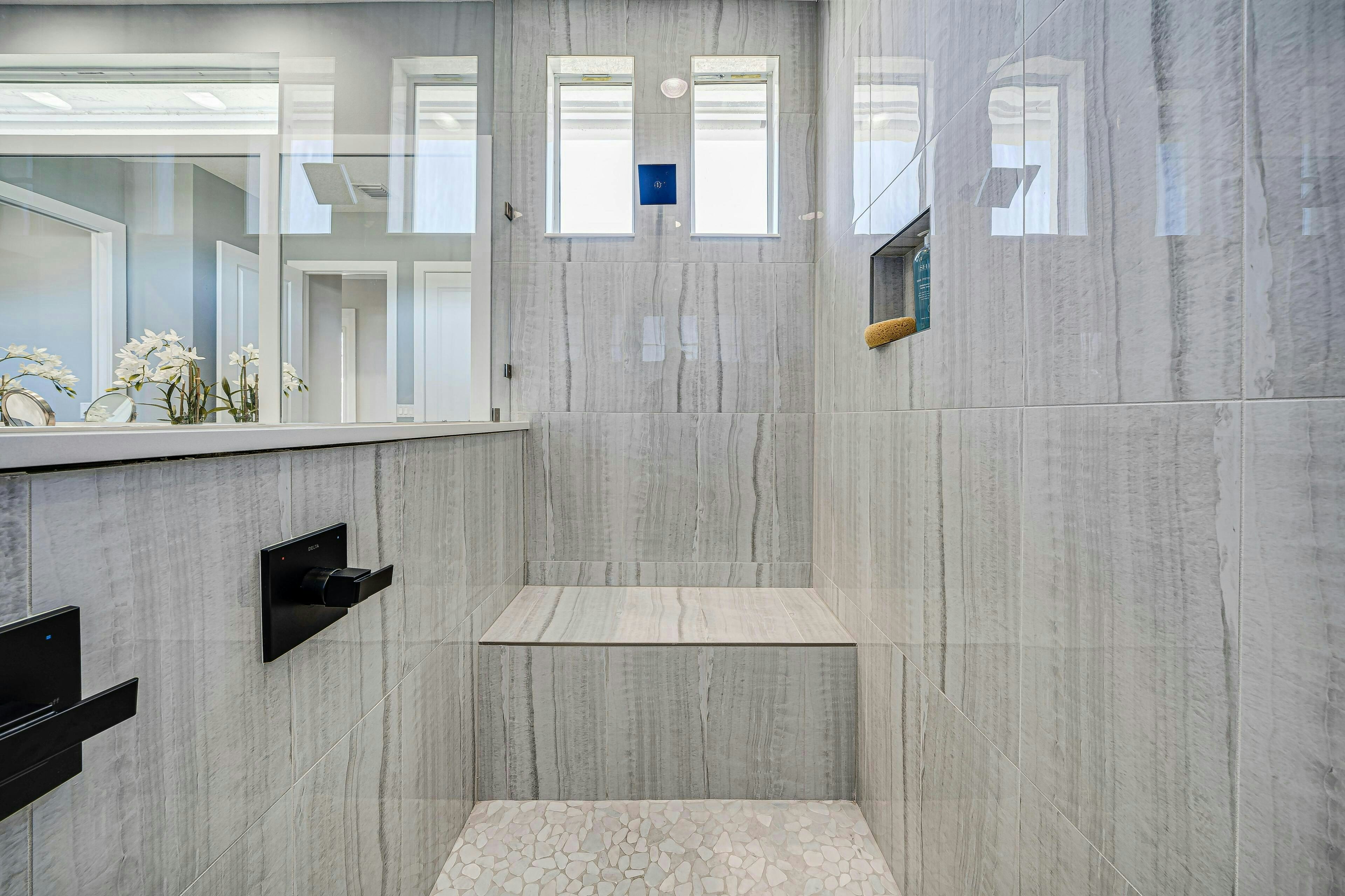 Master Bath | Magnolia 21