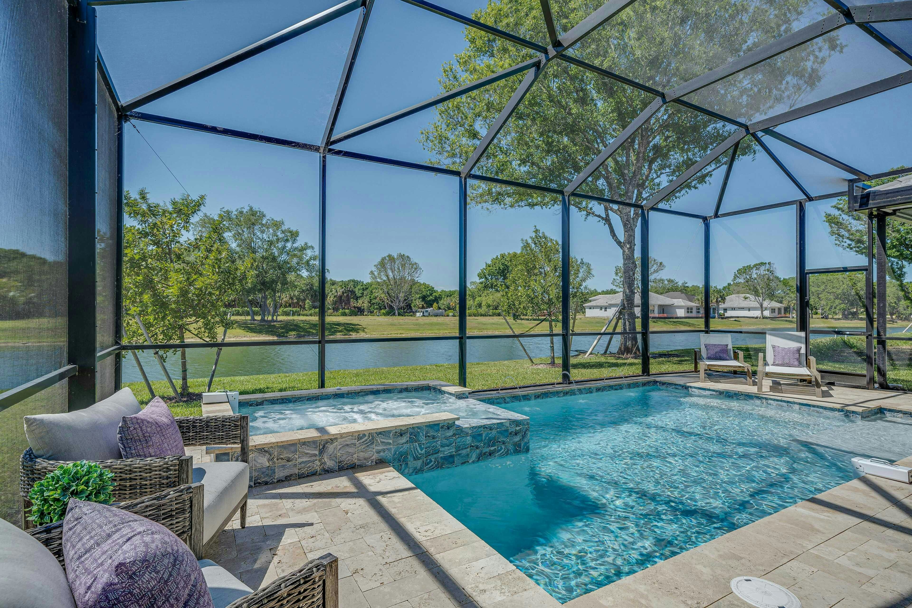 Screen Pool & Spa | Magnolia 21