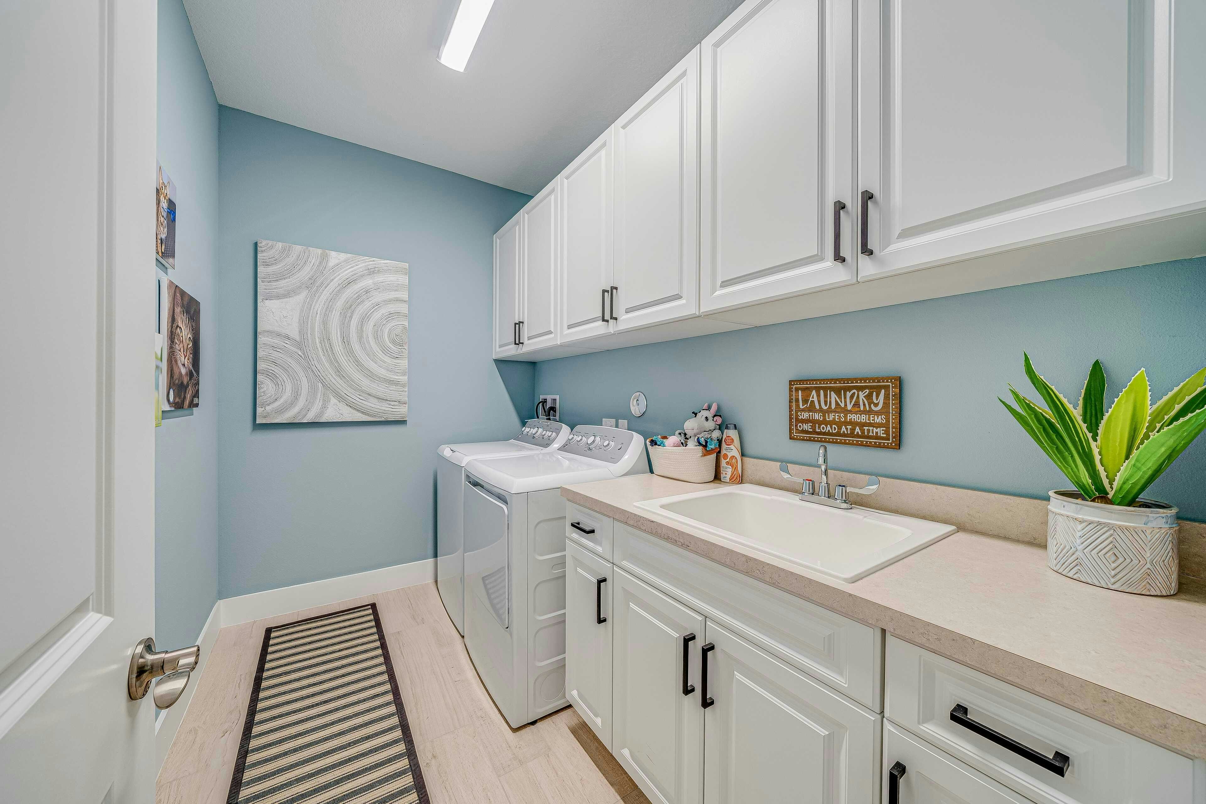 Laundry Room | Aurora 25