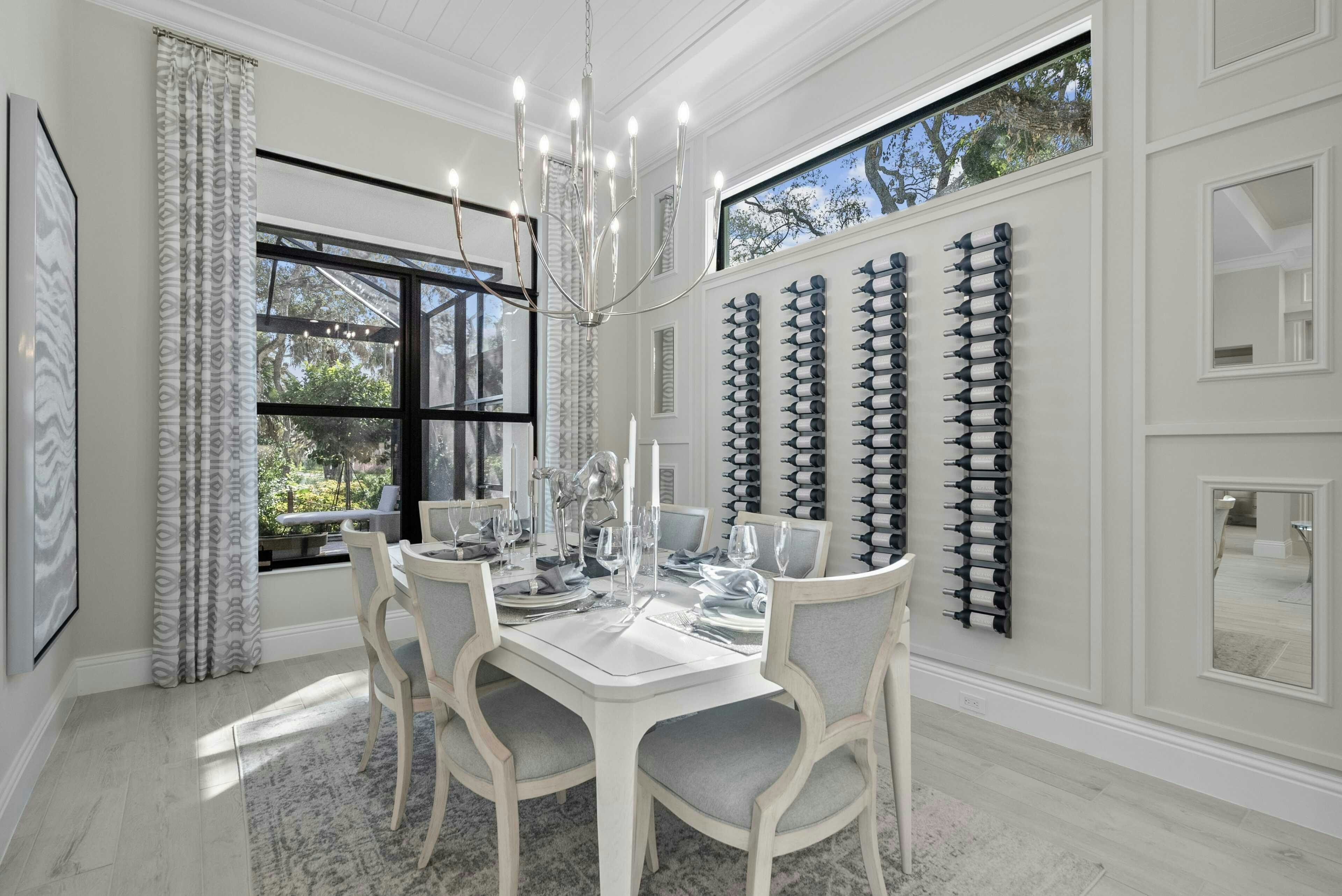 Dining | Seabreeze Grande