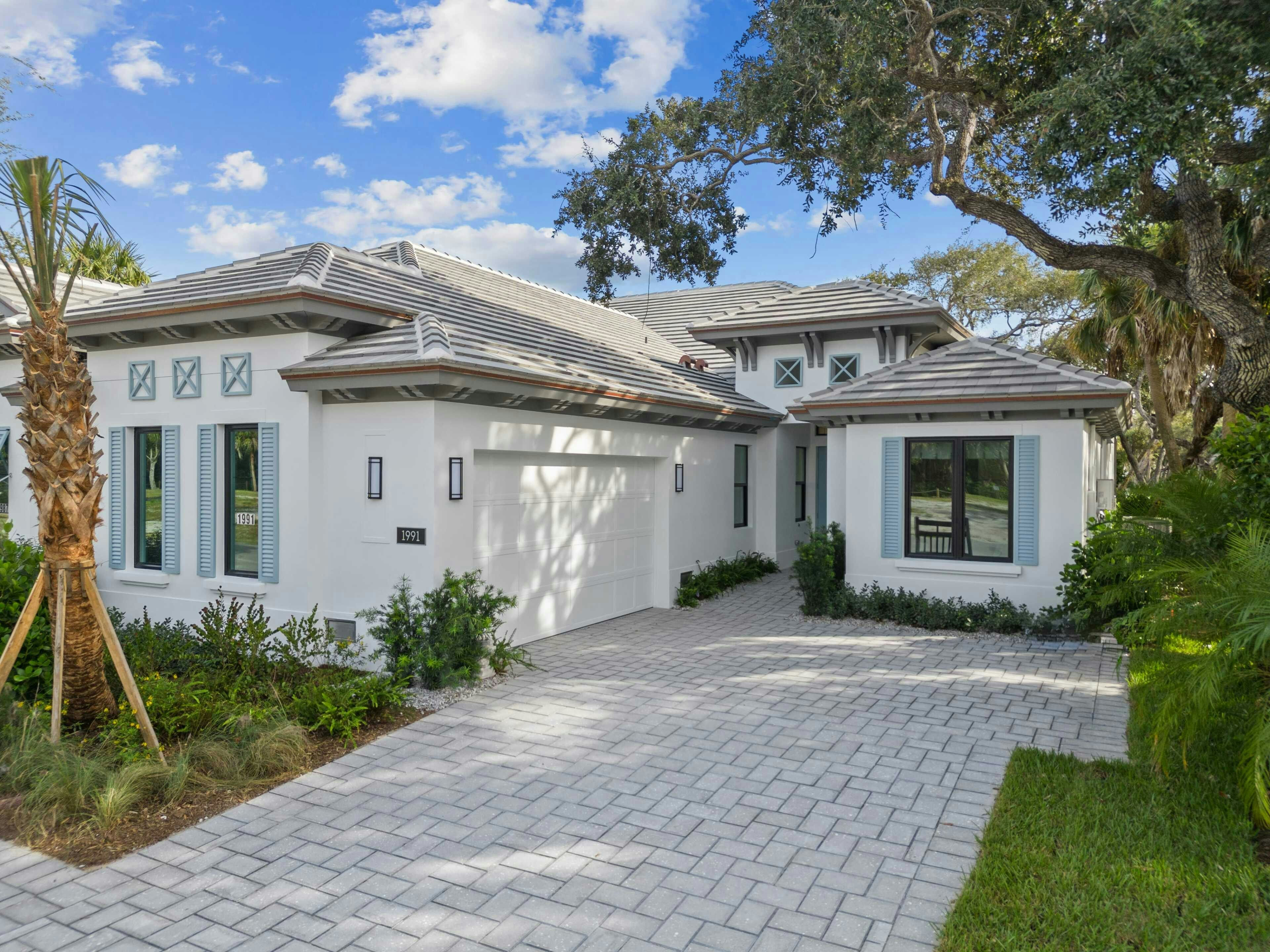 Front Elevation | Seabreeze Grande