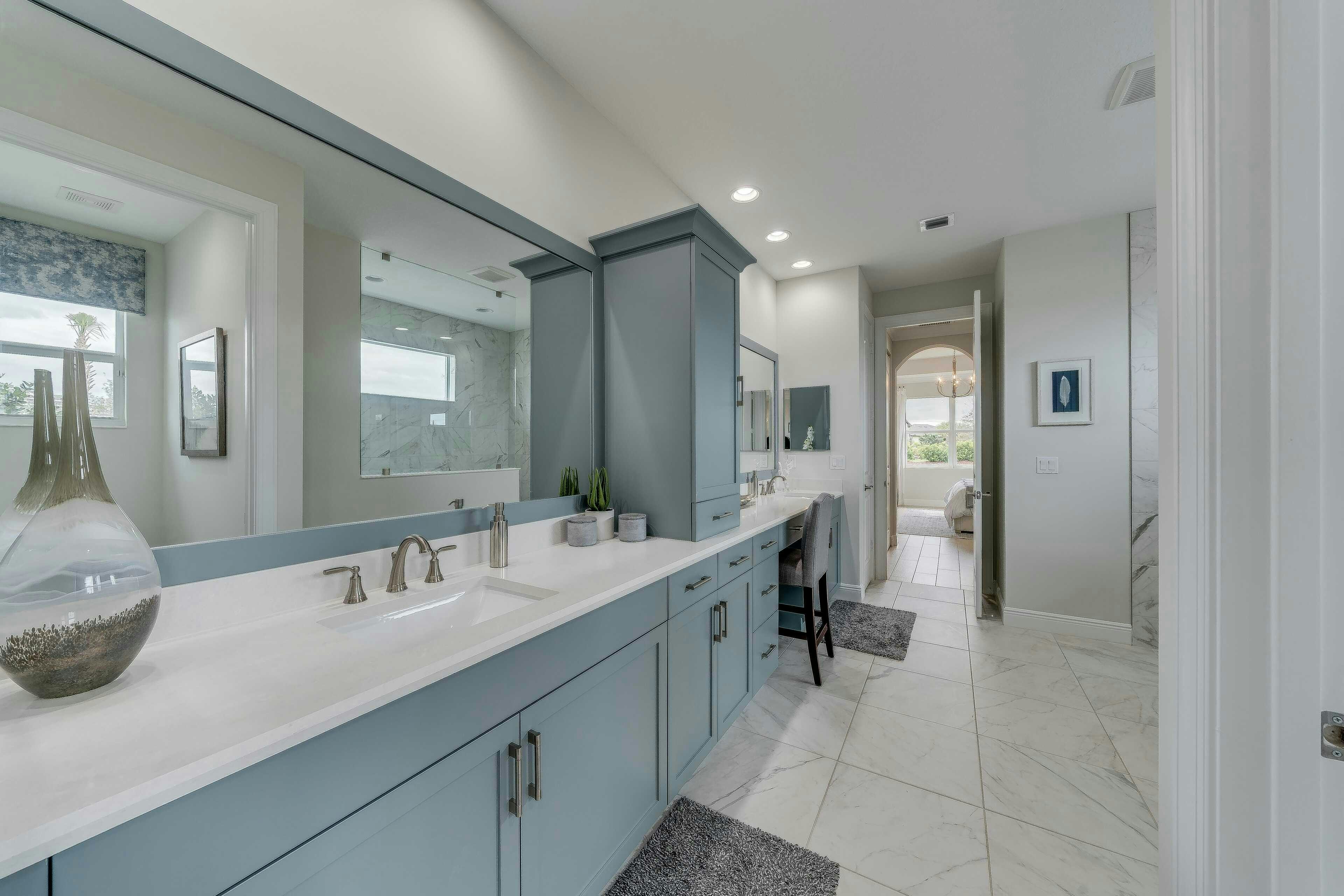 Master Bath | Lucida Model