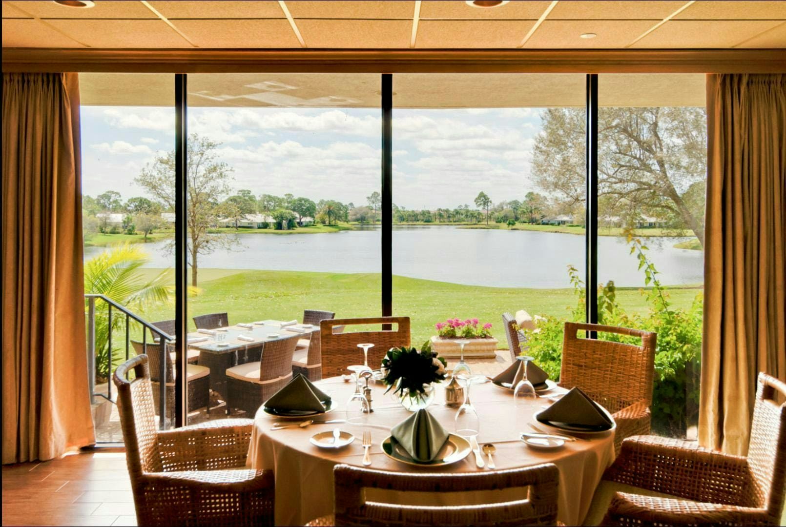 Dining with Golf & Water views | Bent Pine Preserve