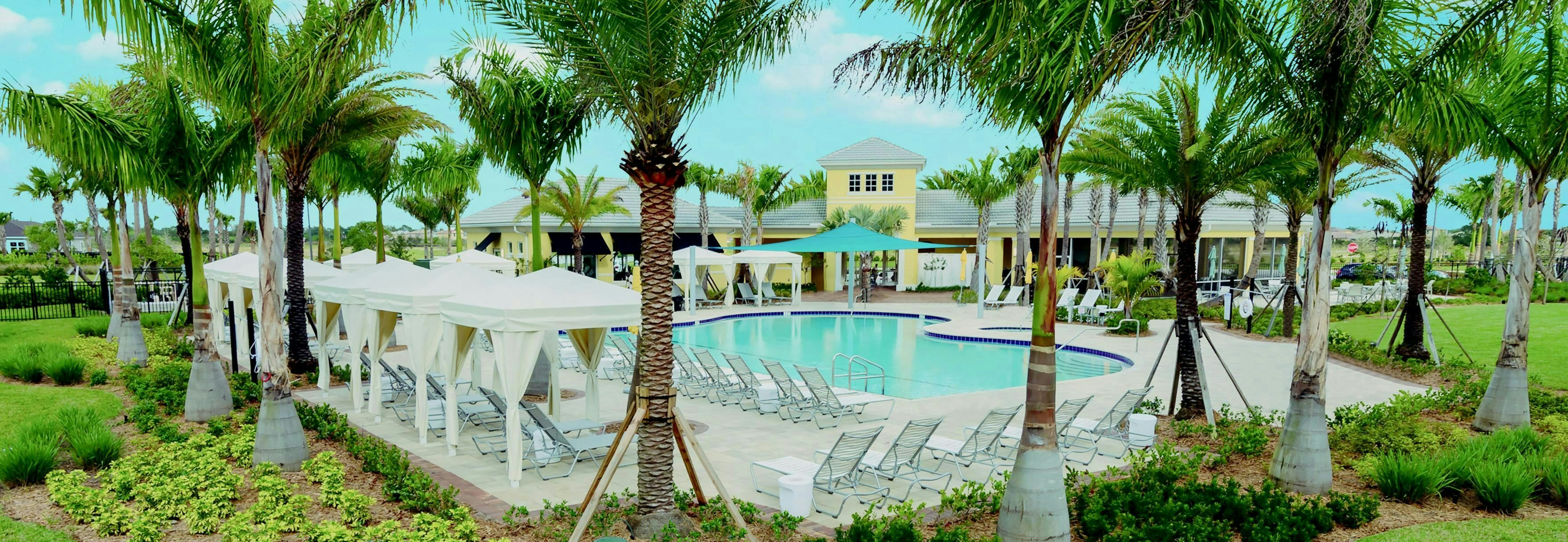 Pool & Cabanas | Lake Park at Tradition