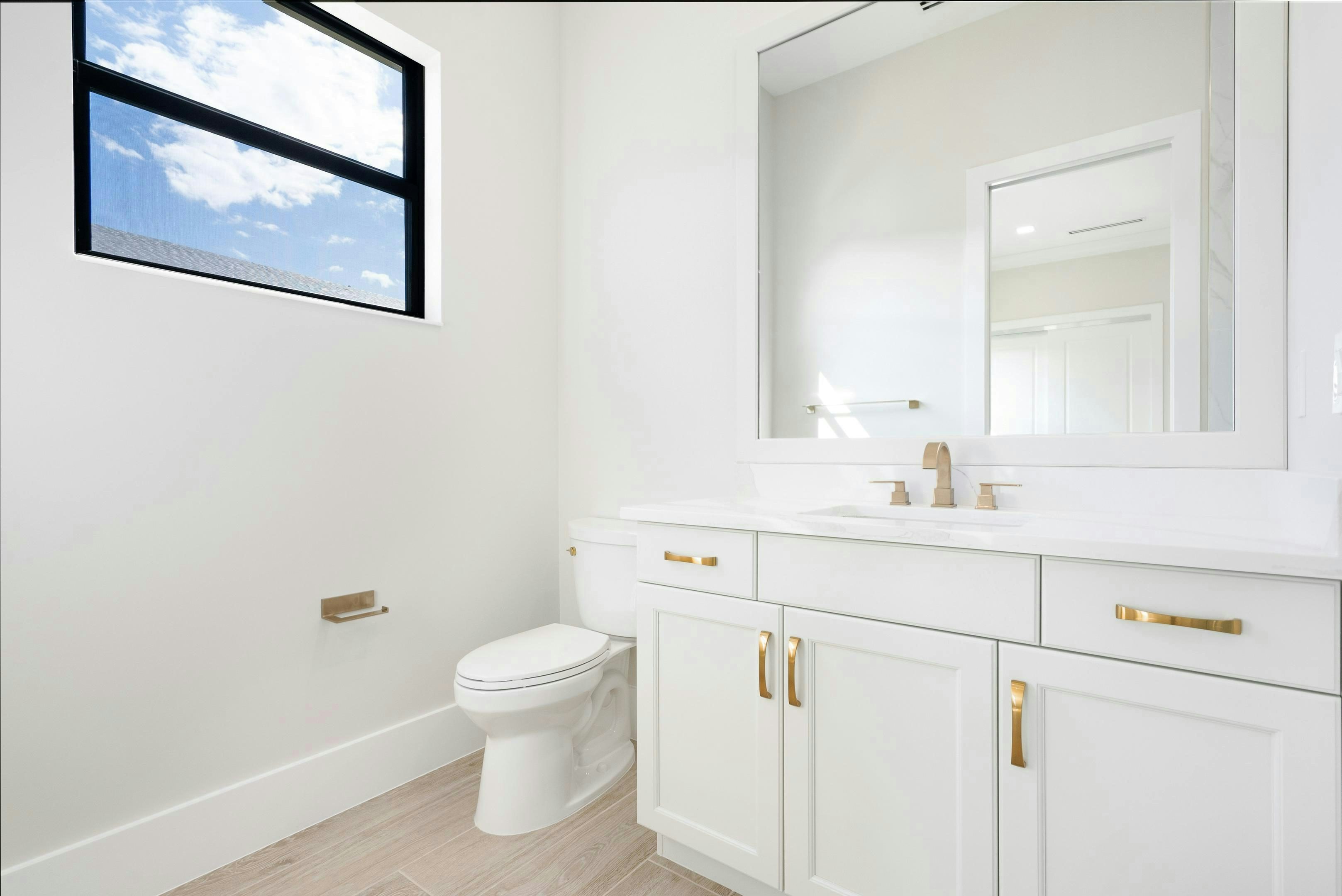 Powder Bath | 109 SE Via Verona