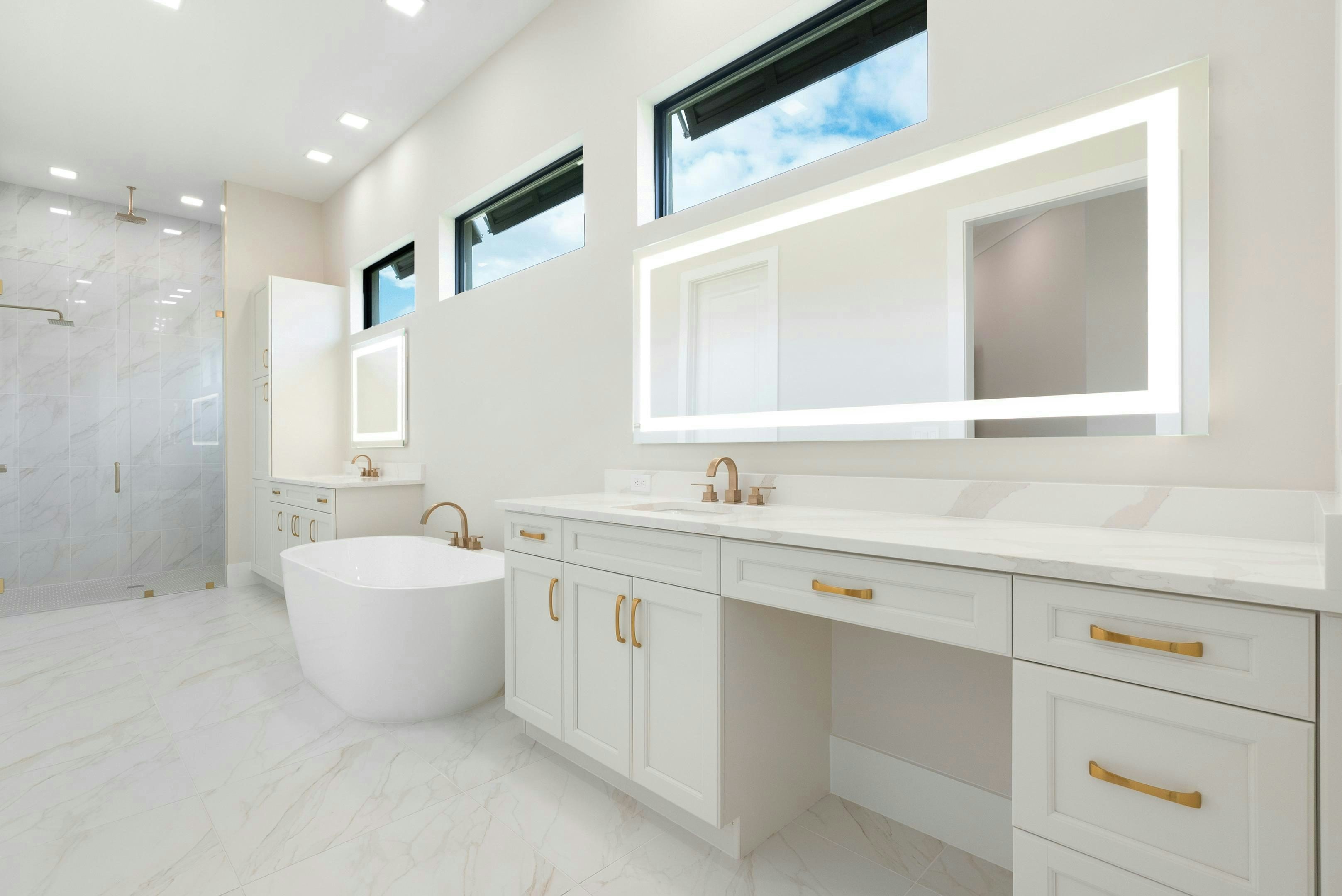 Master Bath | 109 SE Via Verona