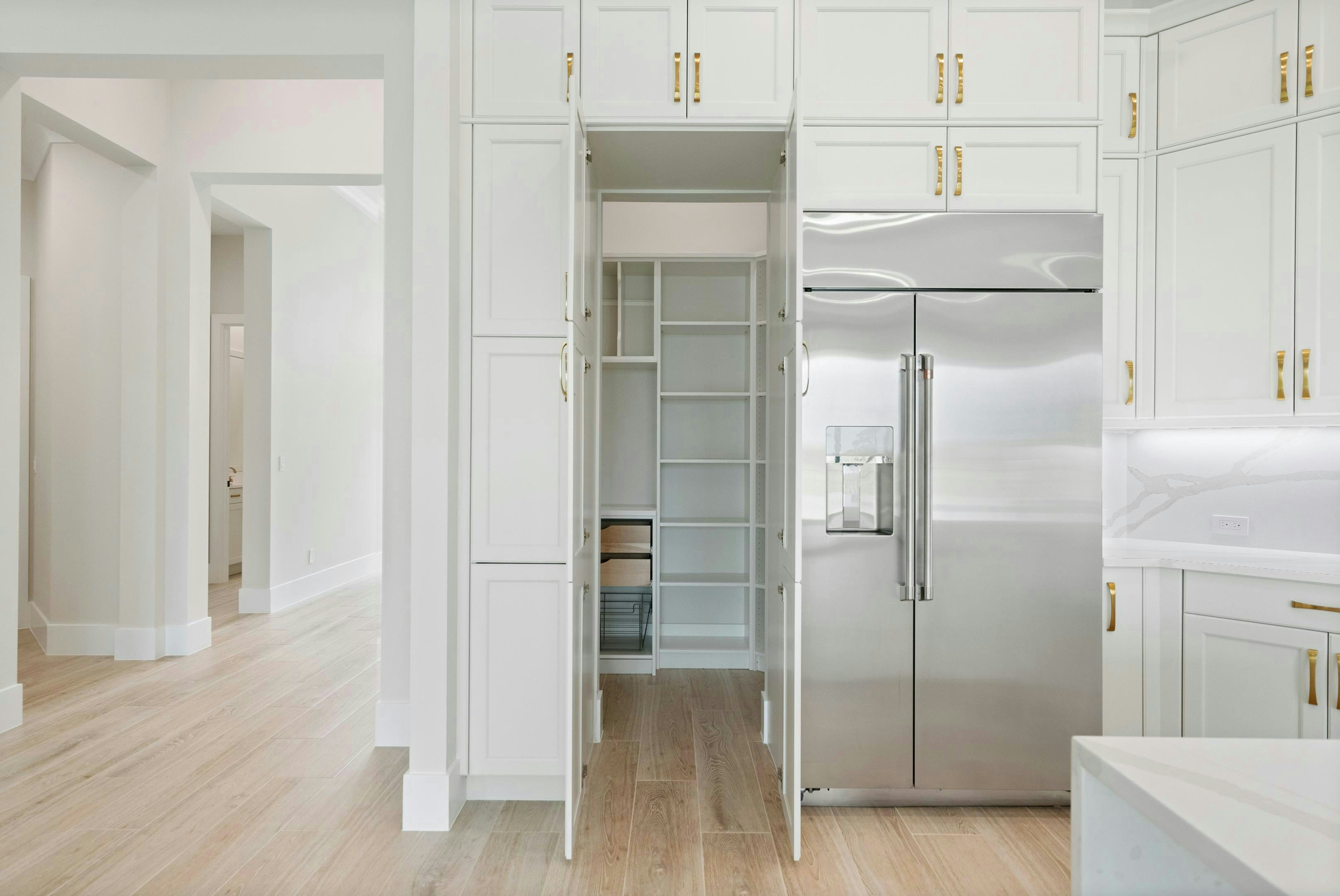 Kitchen | 109 SE Via Verona