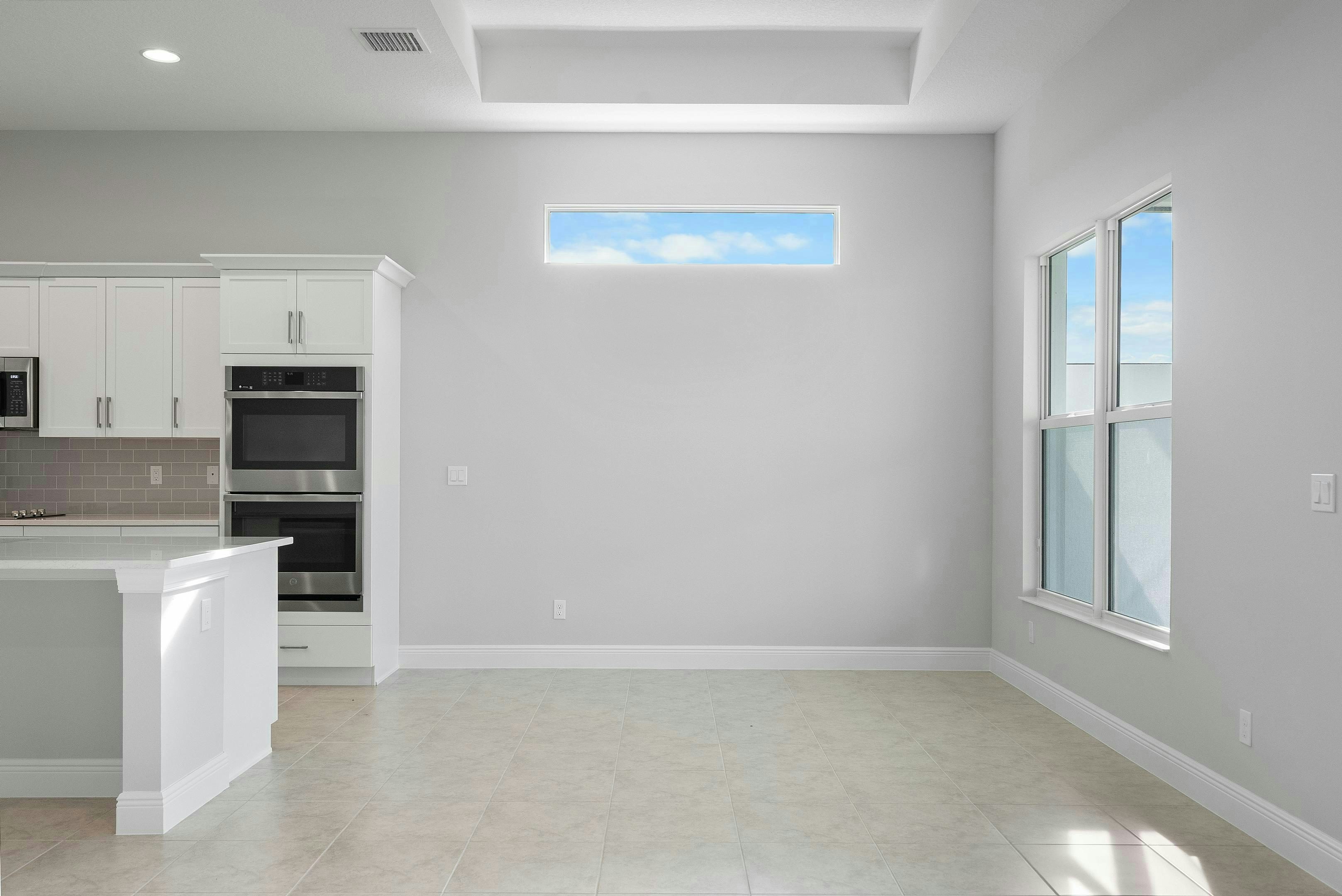 Dining | 12398 SW Sunrise Lake Terrace