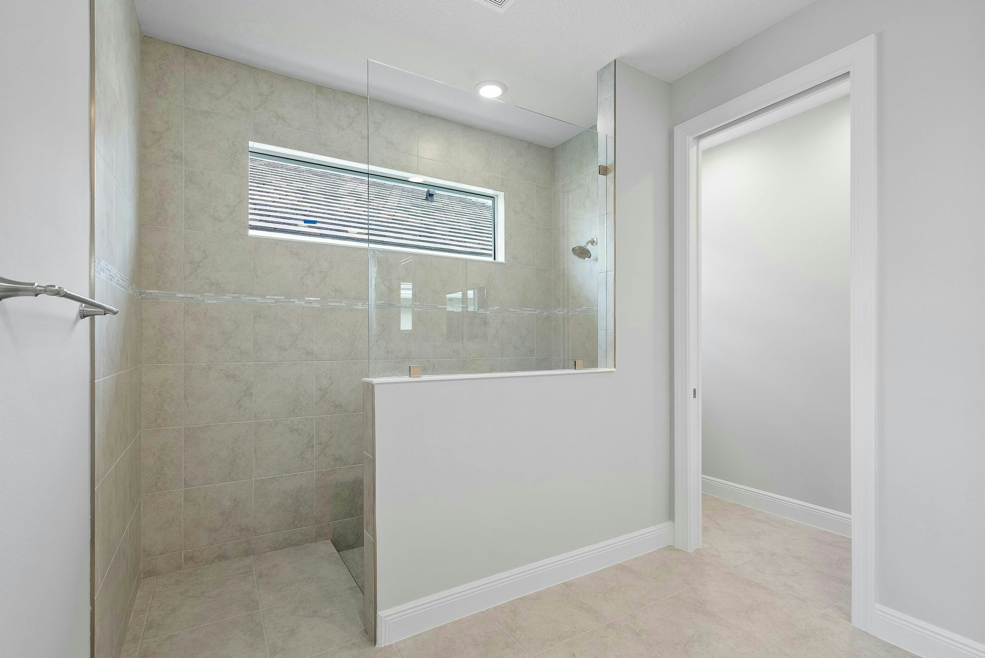 Master Bath Walk-in Shower | 12398 SW Sunrise Lake Terrace
