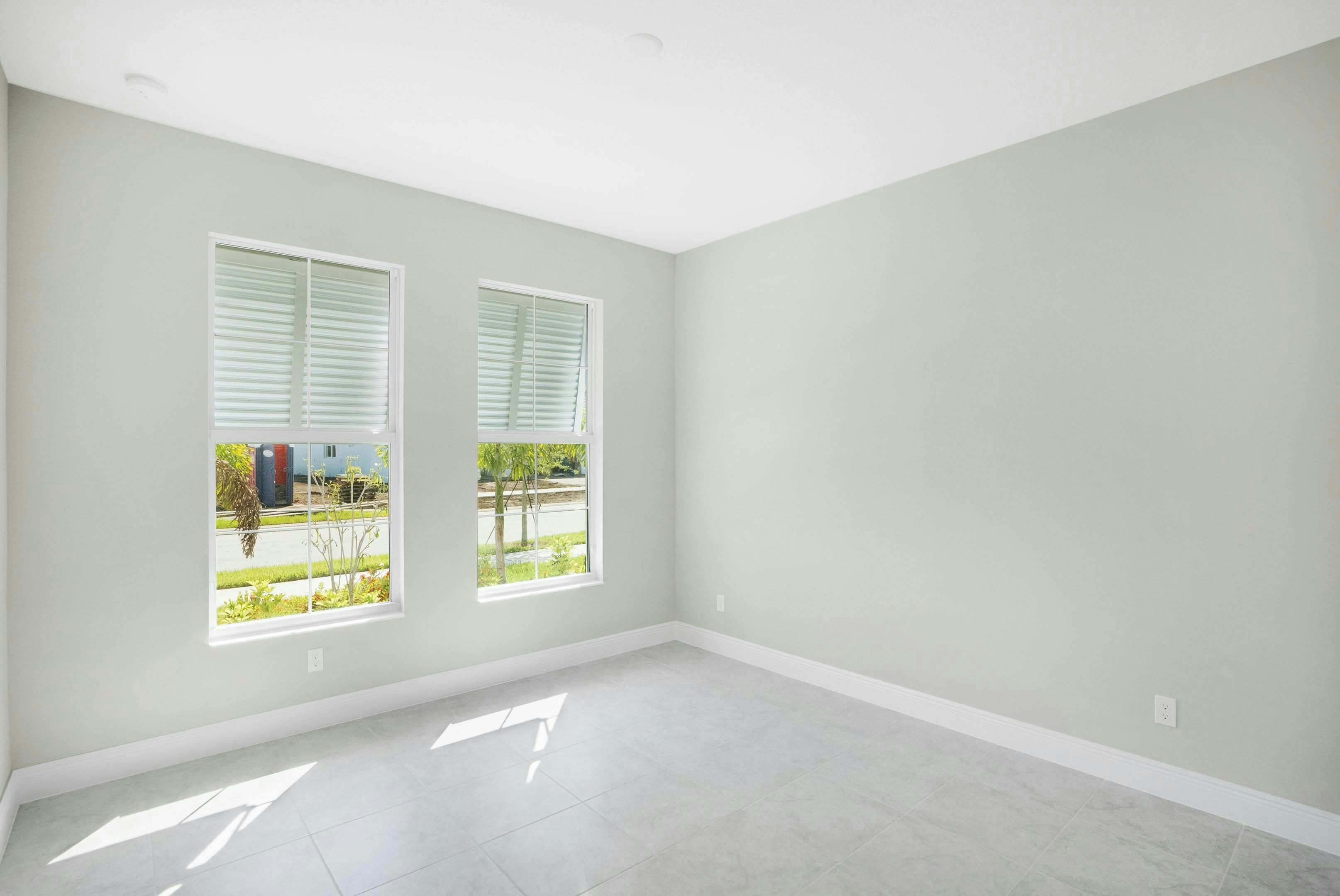 Secondary Bedroom | 12446 SW Sunrise Lake Terrace