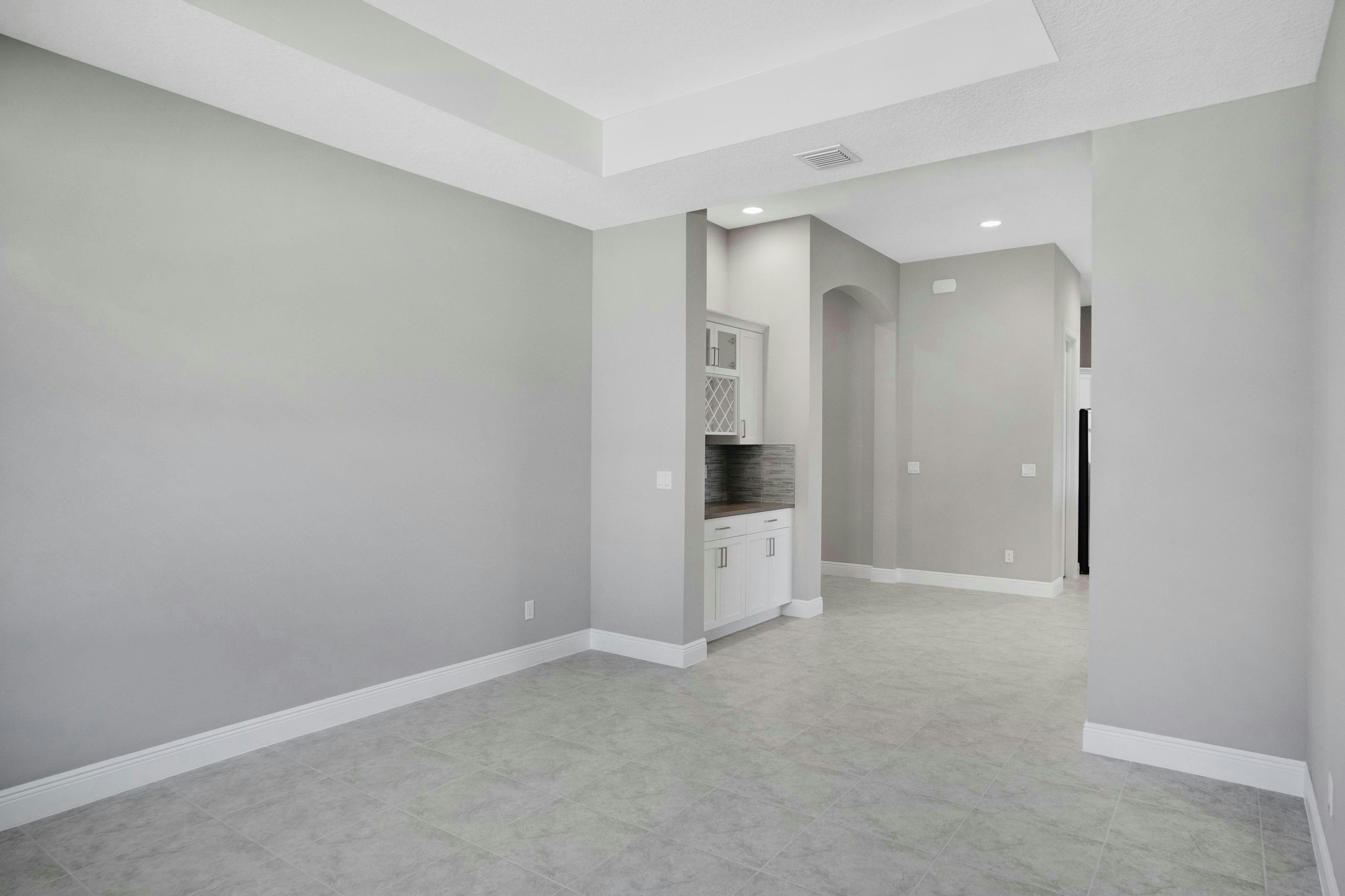 Dining | 12446 SW Sunrise Lake Terrace