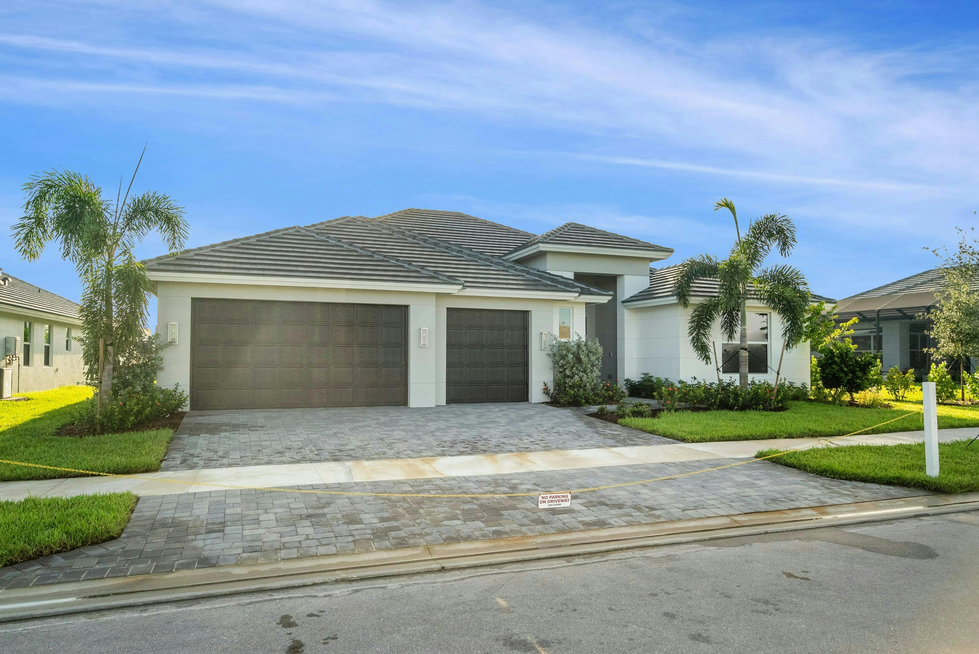 Front Elevation | Monarch Grande Model