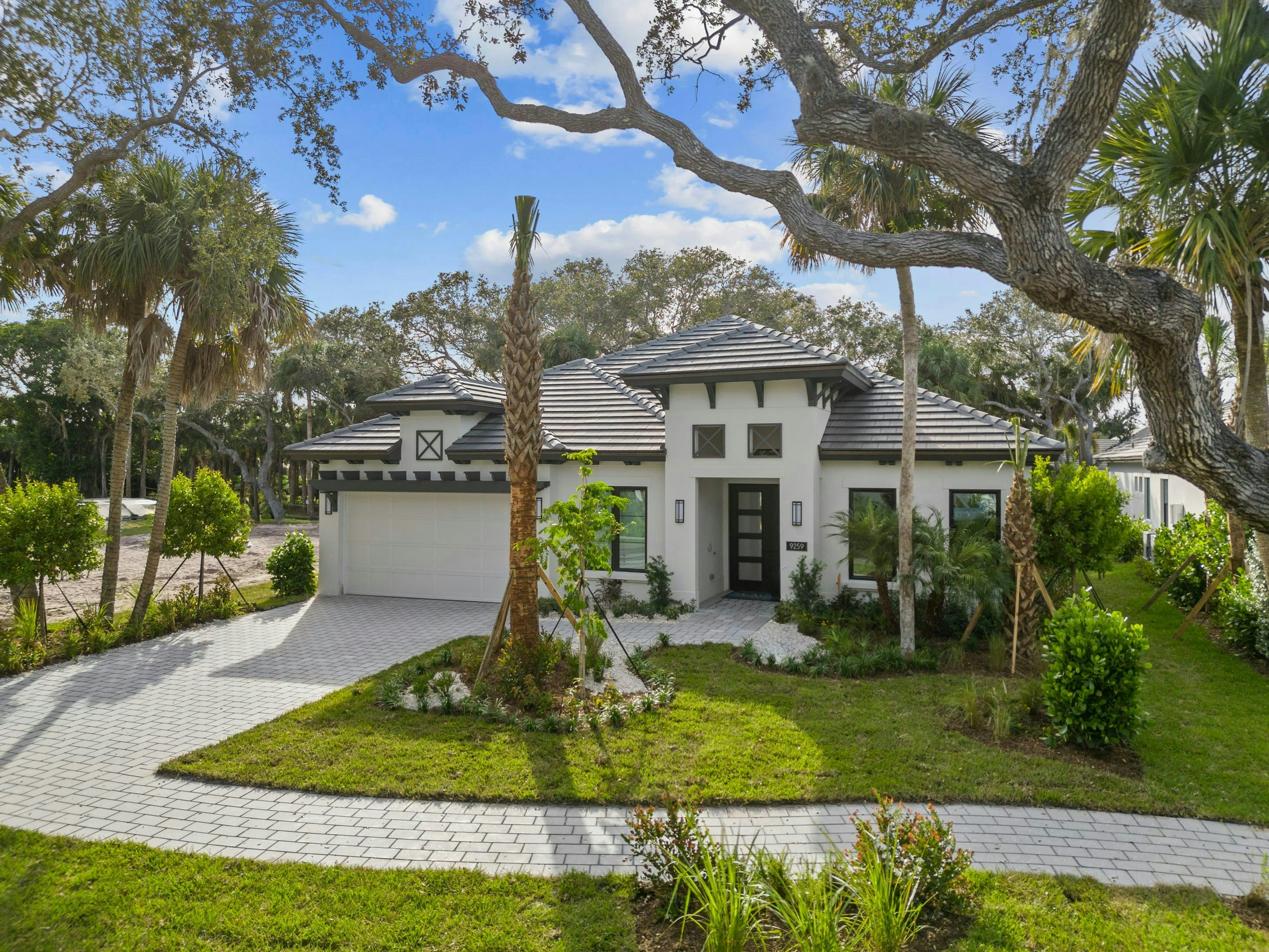 Elevation | Sapphire Model | Seaglass