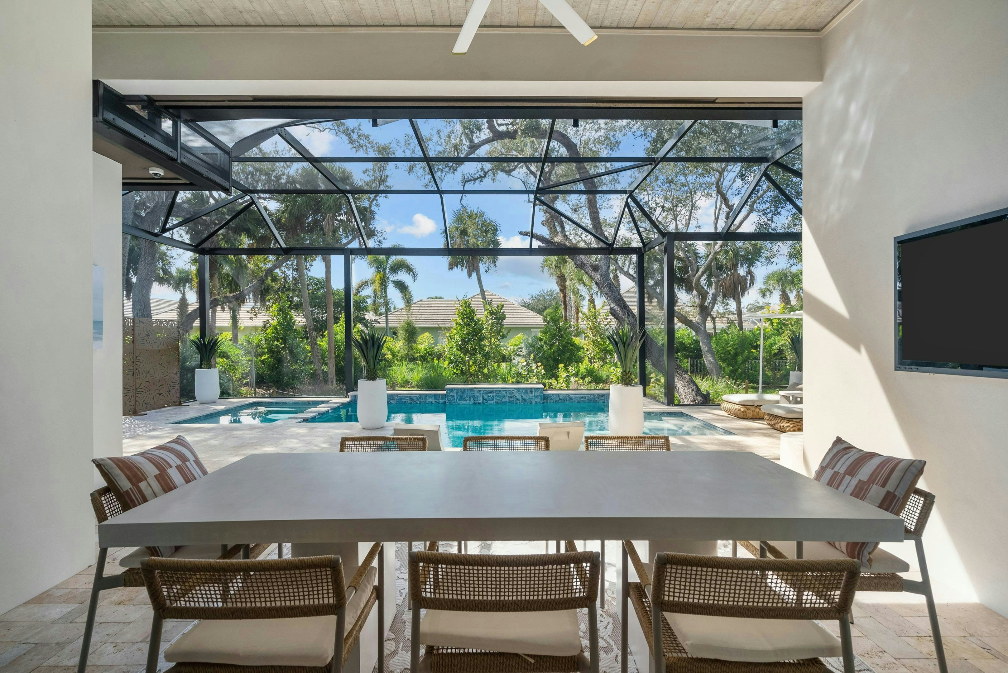 Lanai | Indigo Model