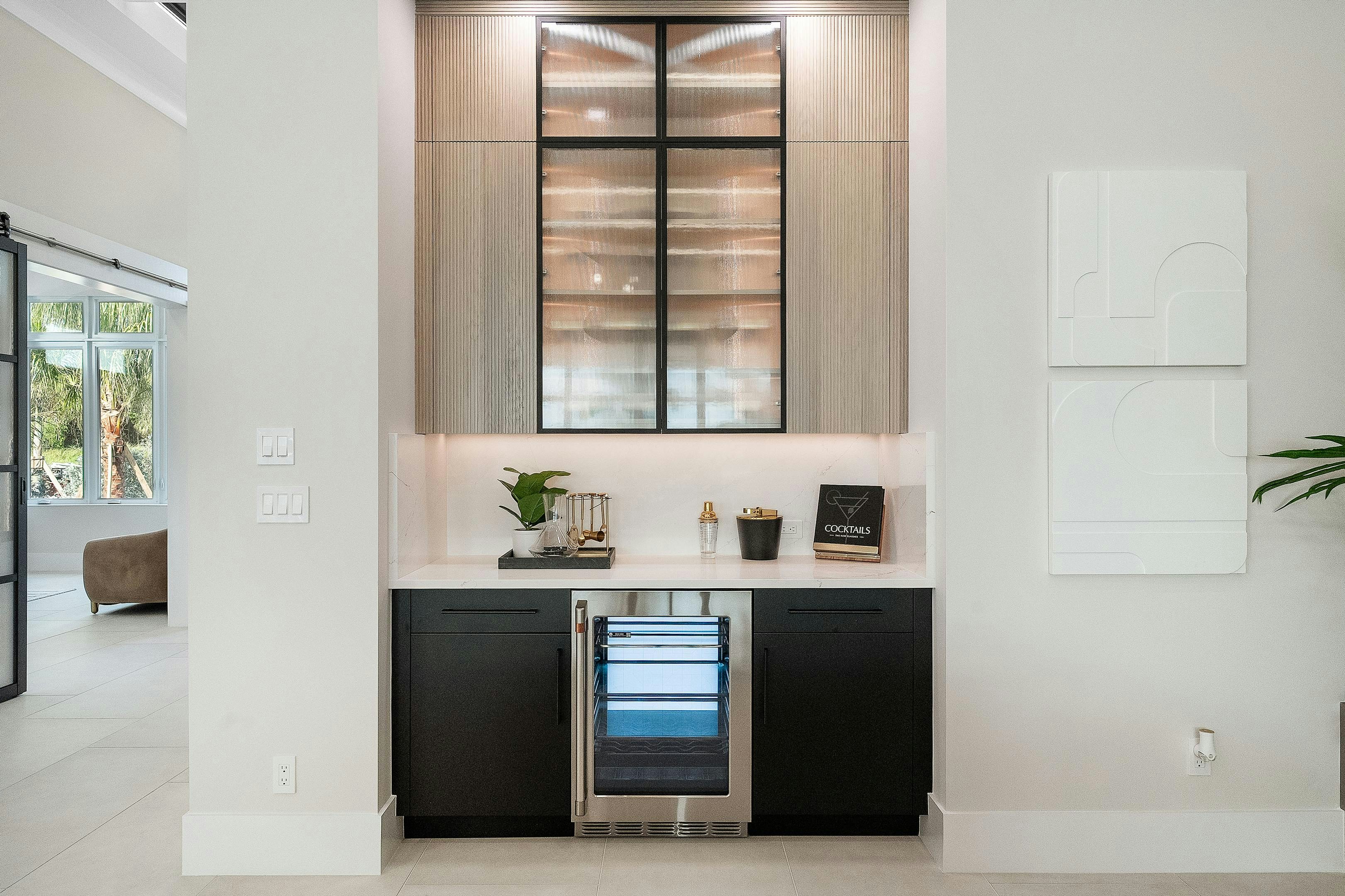 Dry Bar | Riviera Model