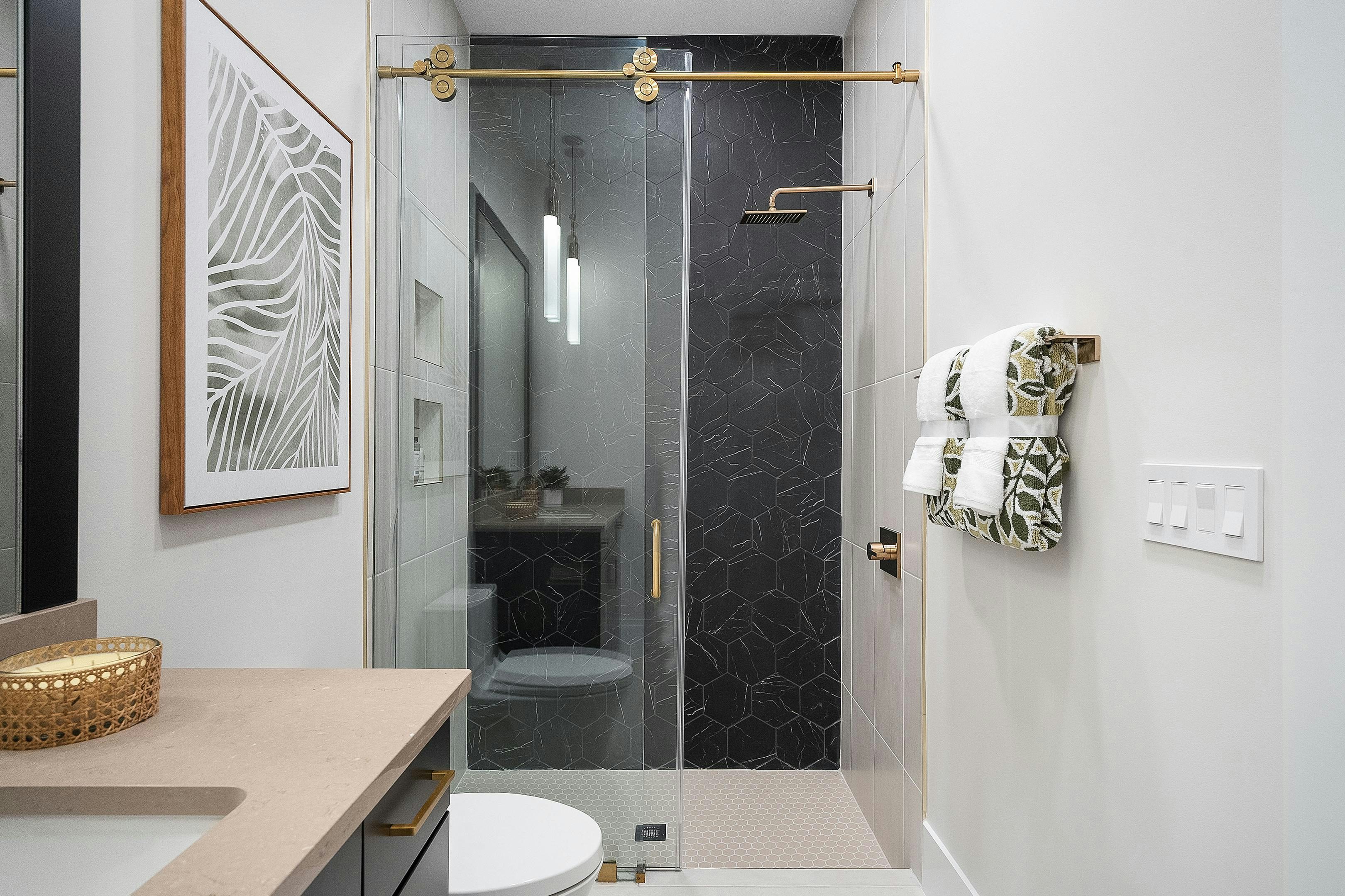 Bath 3 Shower | Riviera Model