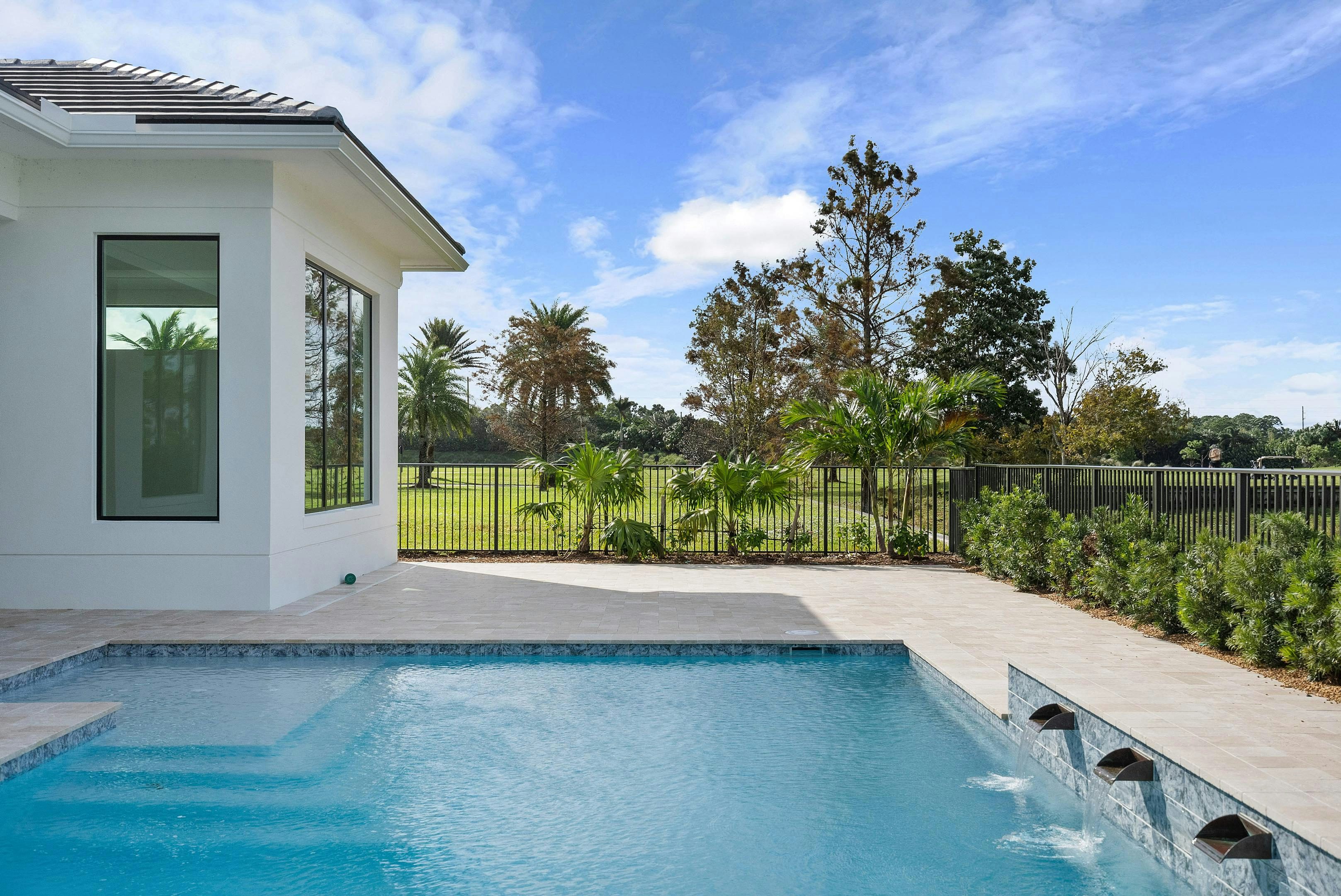 Pool, Pool Deck & Golf View | 170 SE Rio Angelica