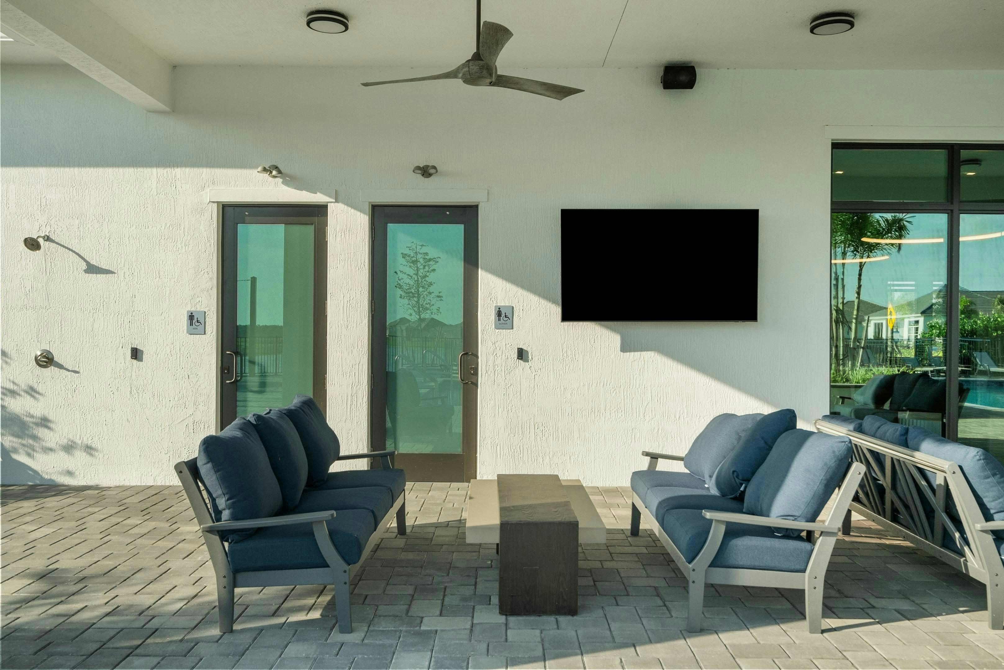 Lanai Clubhouse | Belterra Tradition