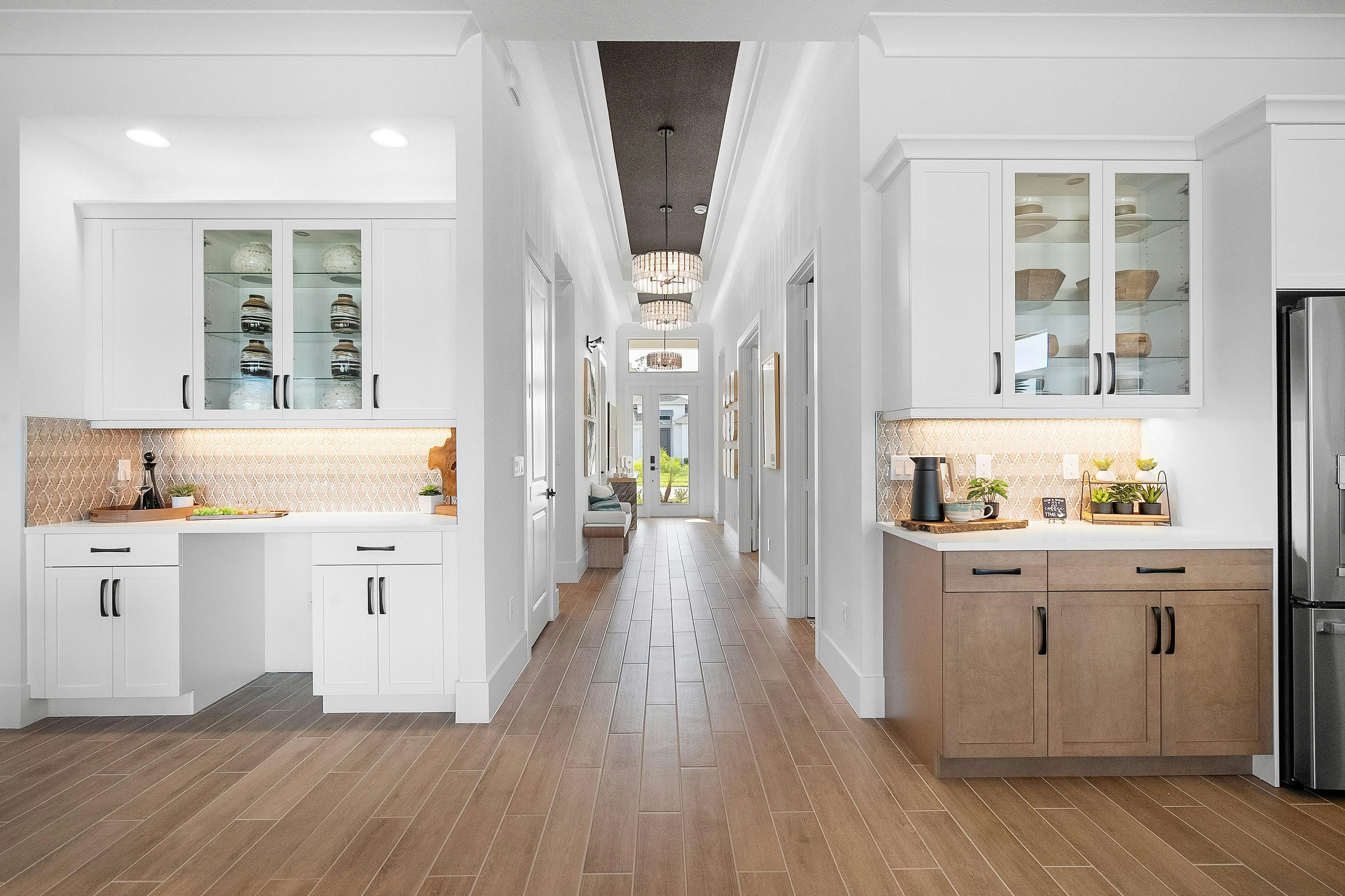 Foyer | Seraphina 23