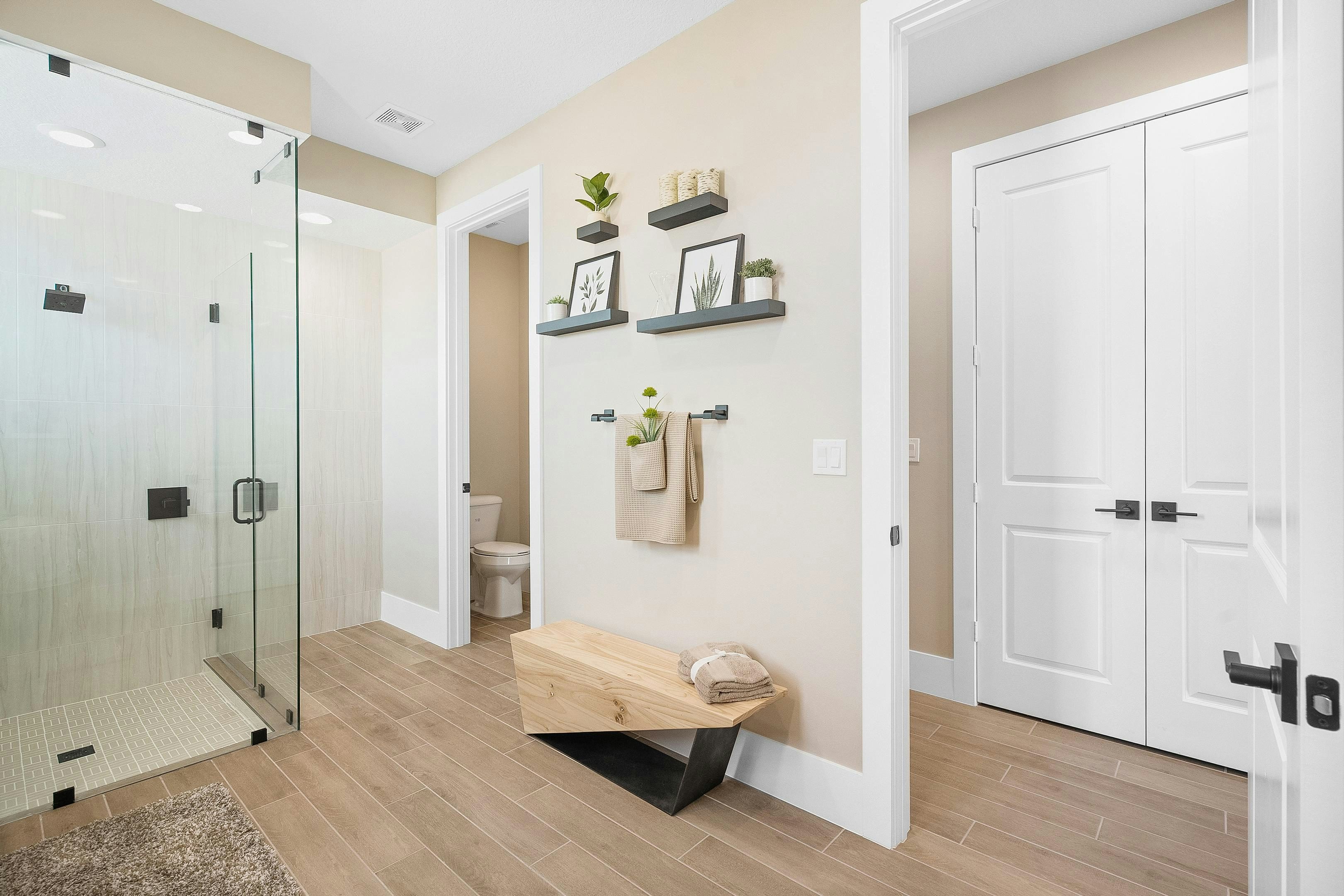 Master Bath | Seraphina 23