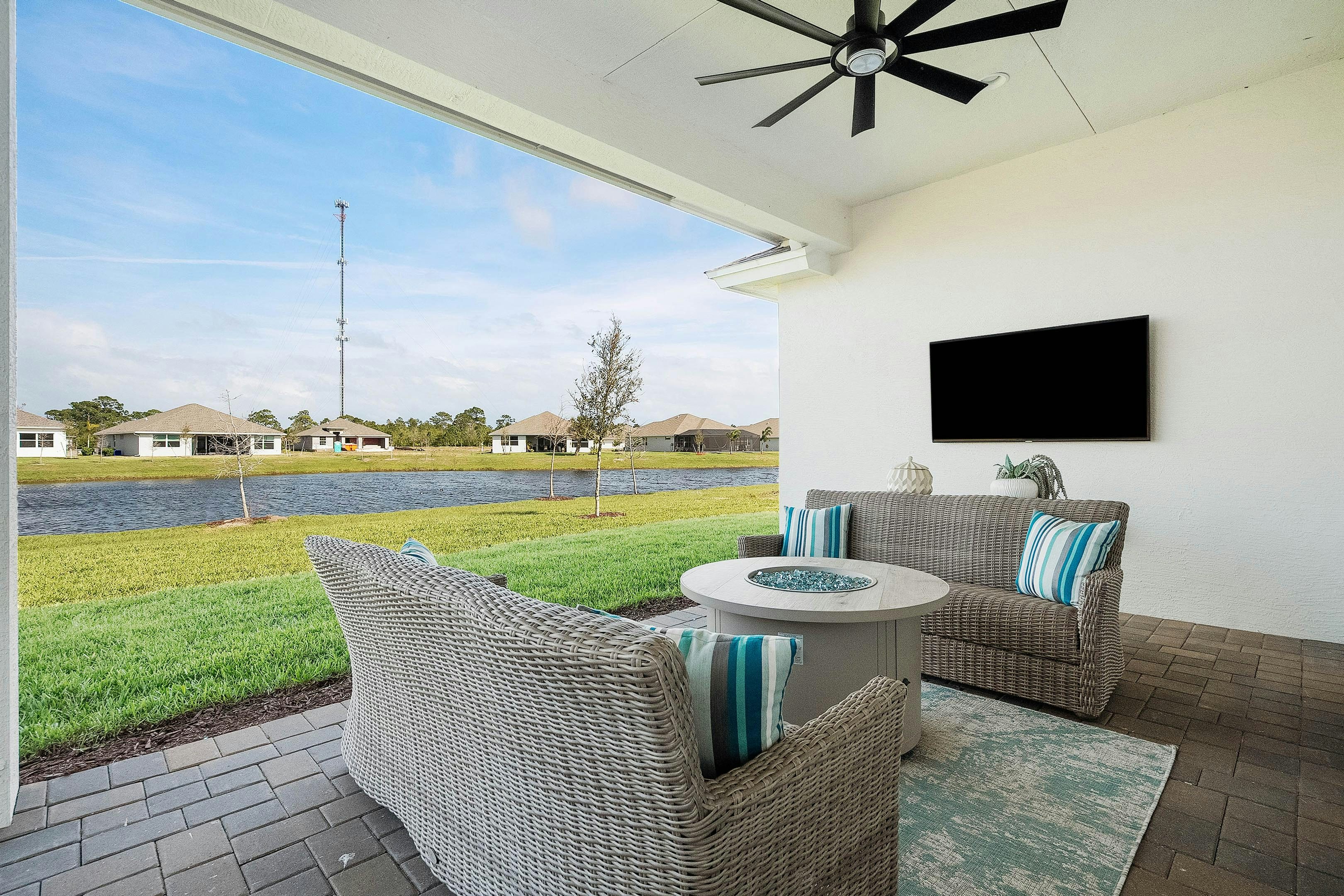 Lanai | Seraphina 23