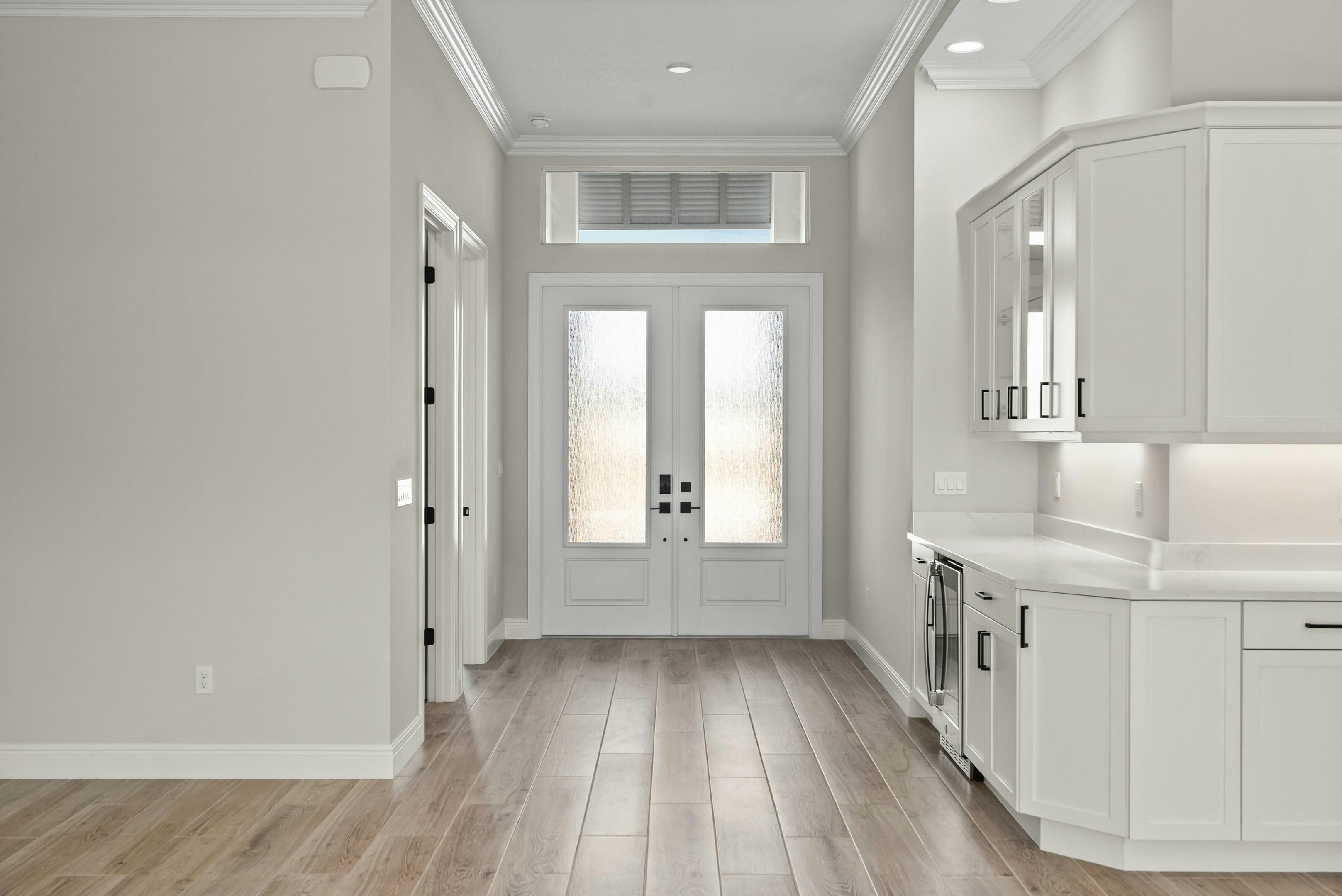 Foyer - Weston - 6383 High Pointe Cir