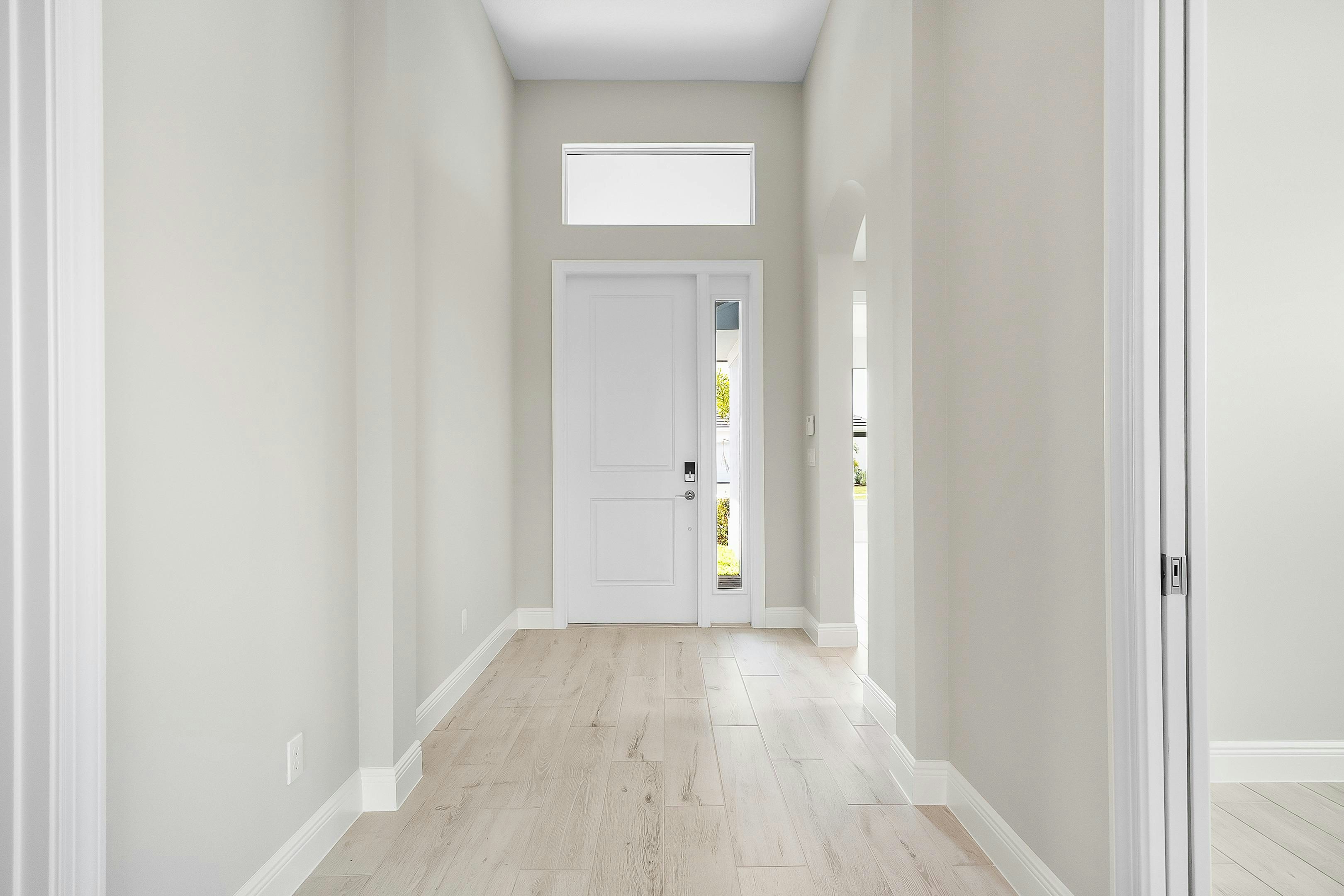 Foyer | 12471 SW Sunrise Lake Terrace