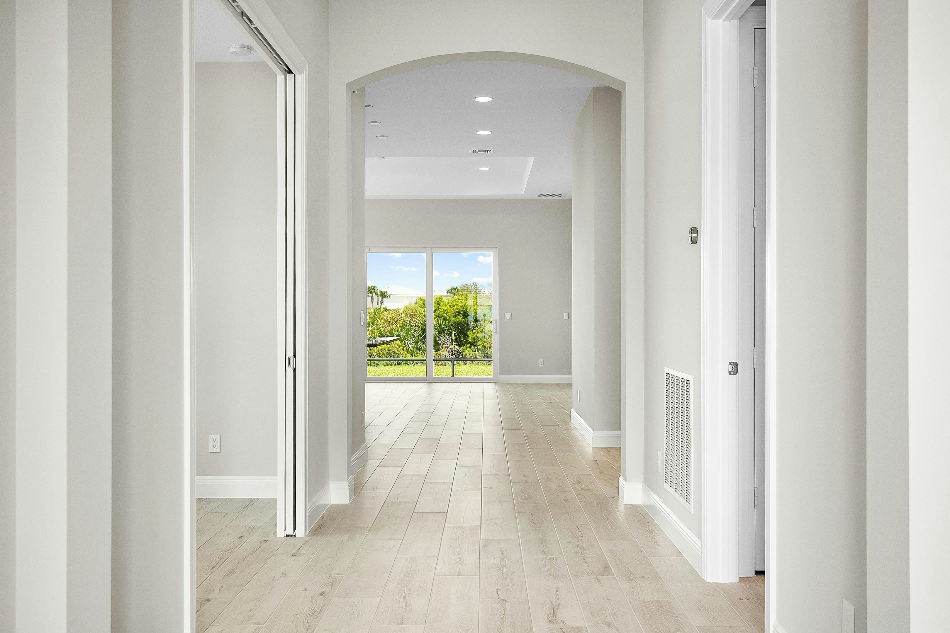 Foyer | 12471 SW Sunrise Lake Terrace