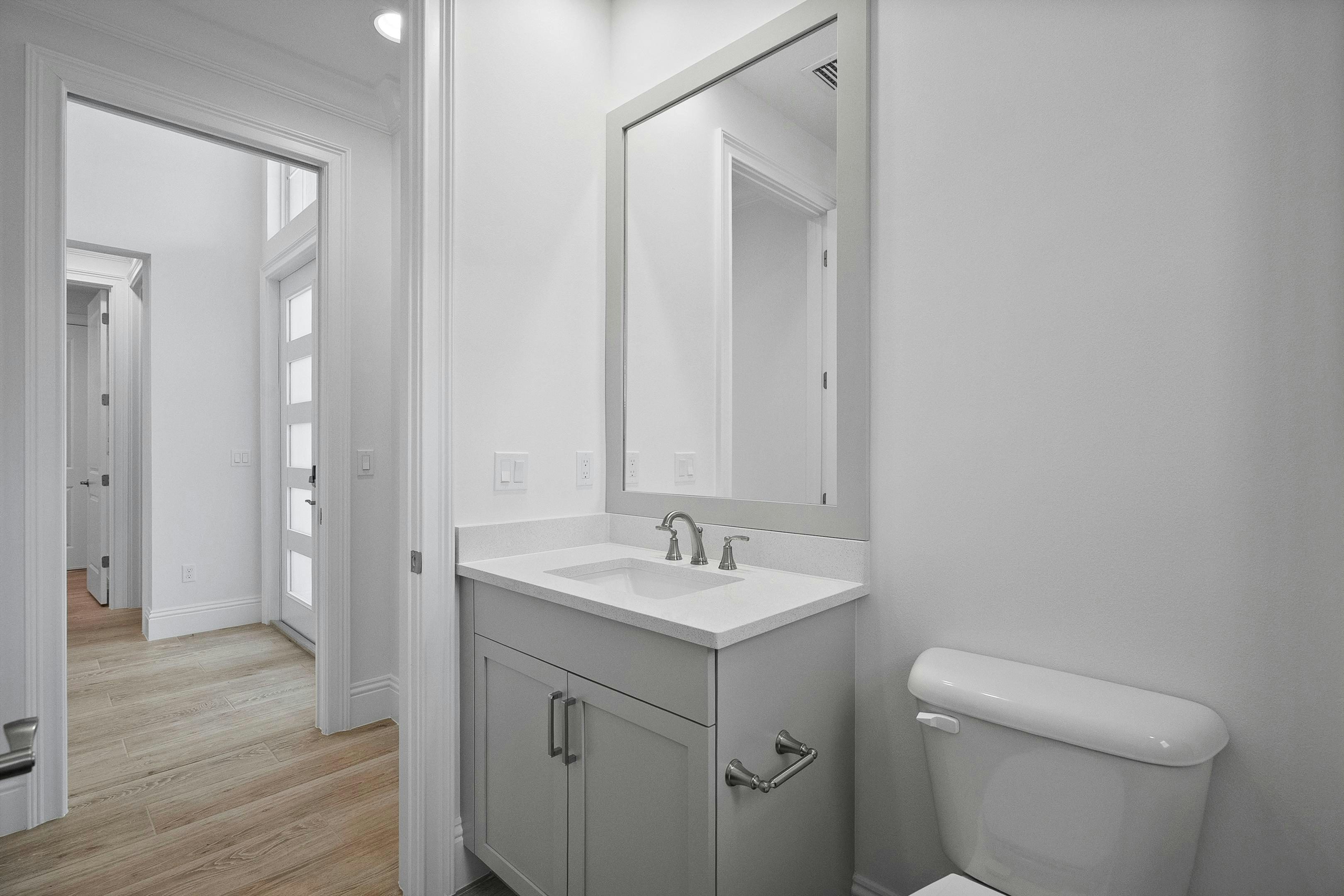 Bath 2 | 4226 Lucaya Point Way