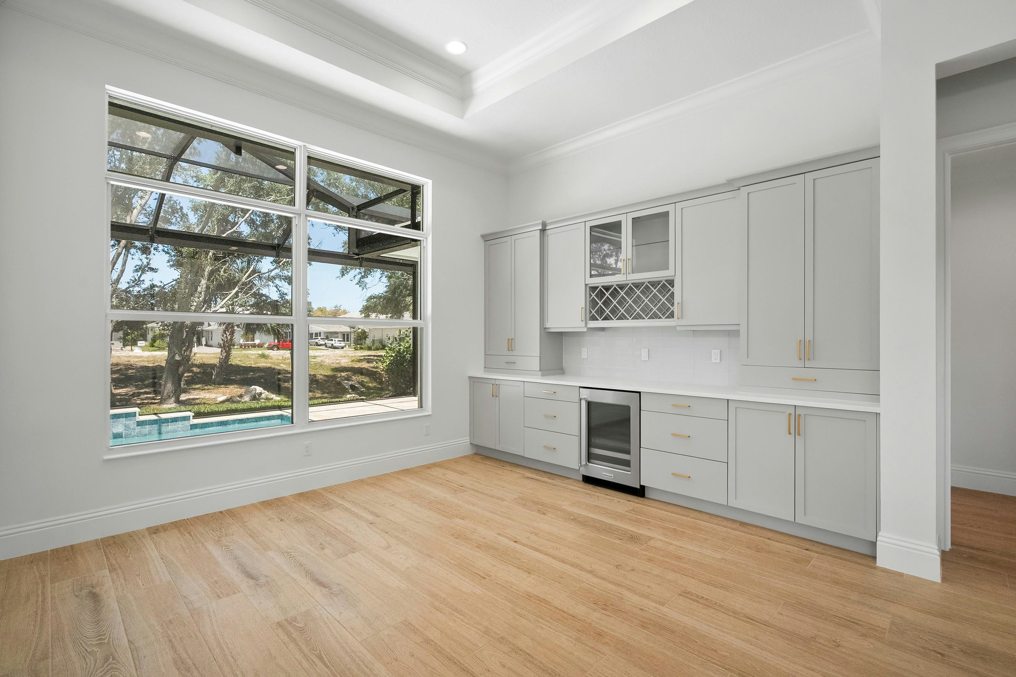 Dining | 4226 Lucaya Point Way