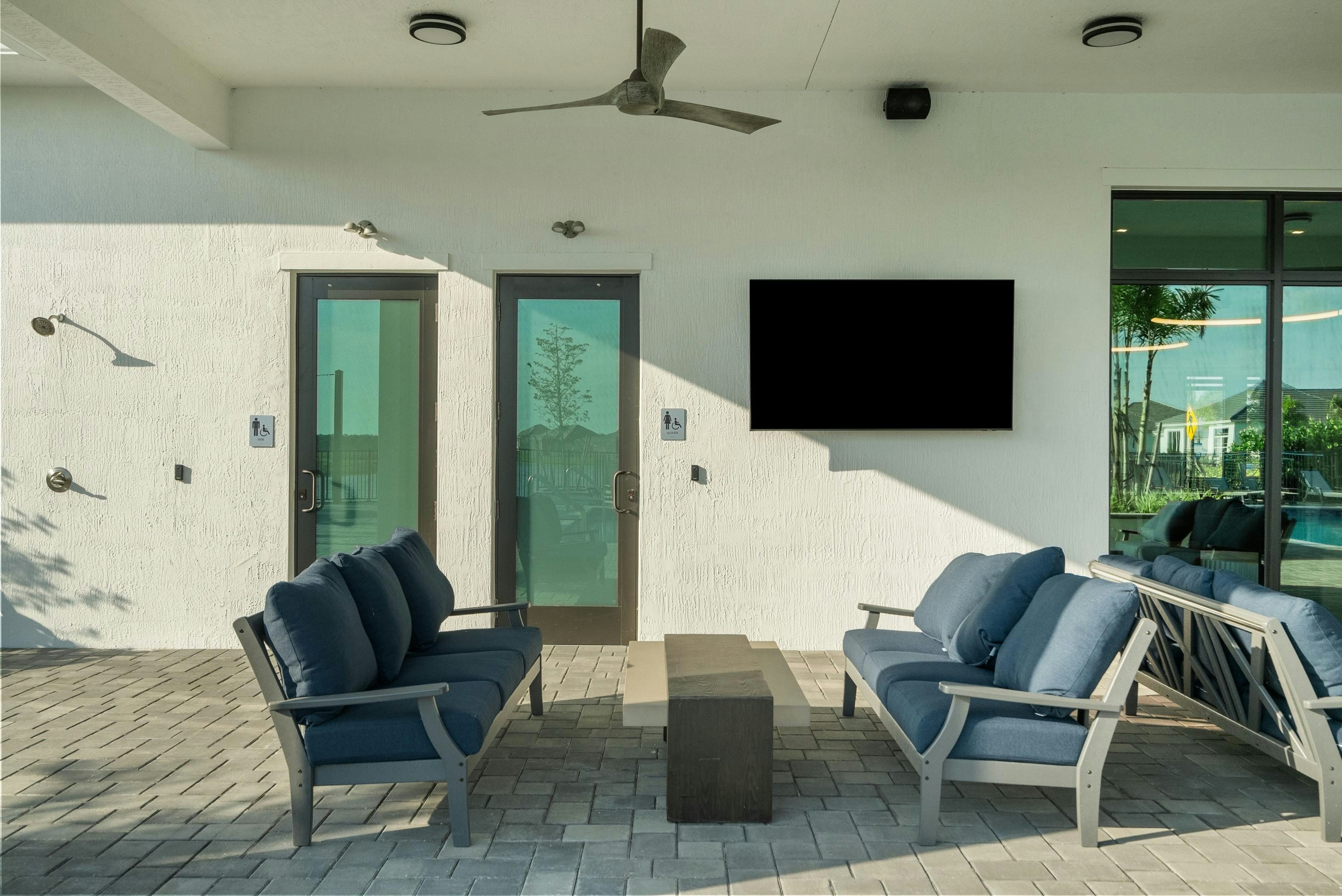 Lanai with Seating and TV | Belterra Clubhouse