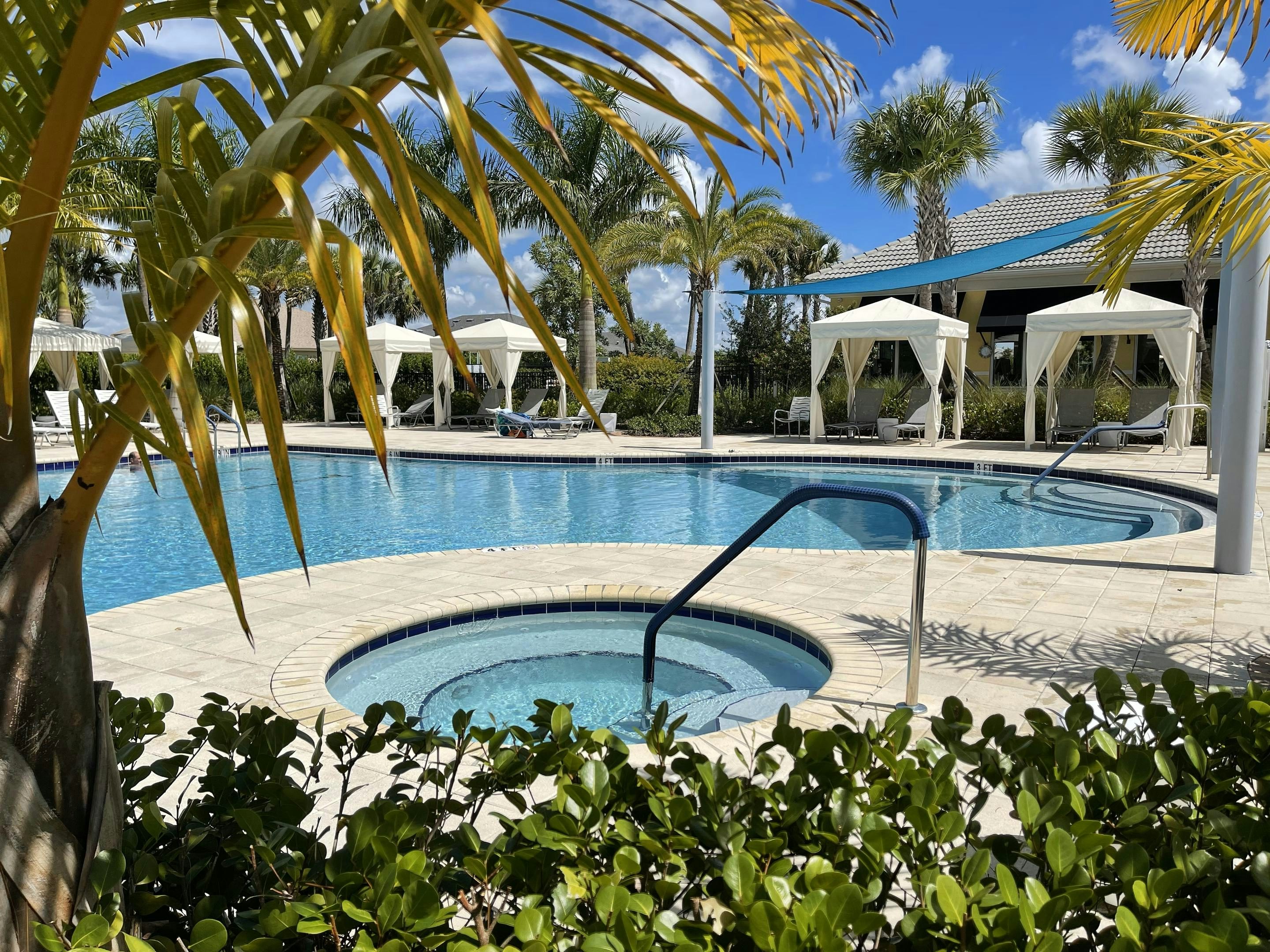 Spa & Pool | Lake Park Clubhouse