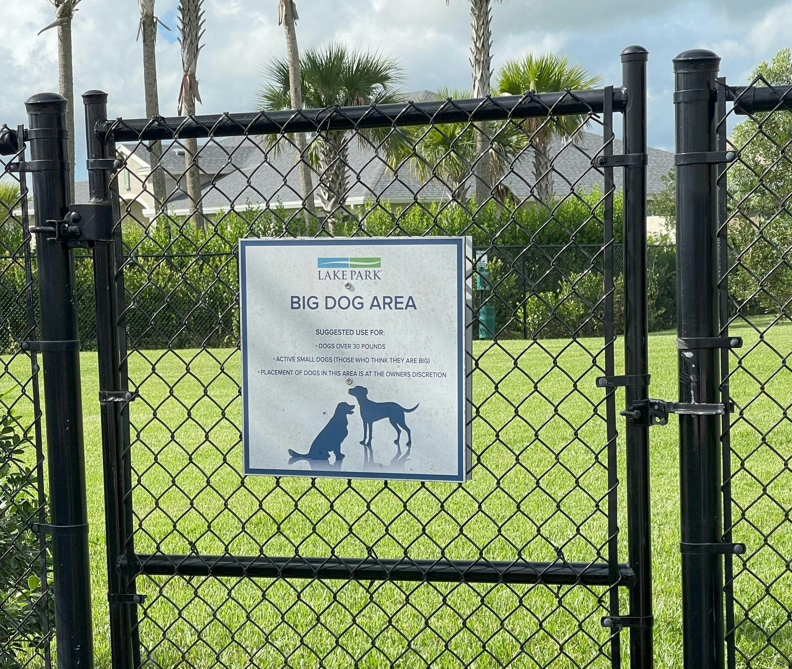 Dog Park for Large Breeds | Lake Park Clubhouse