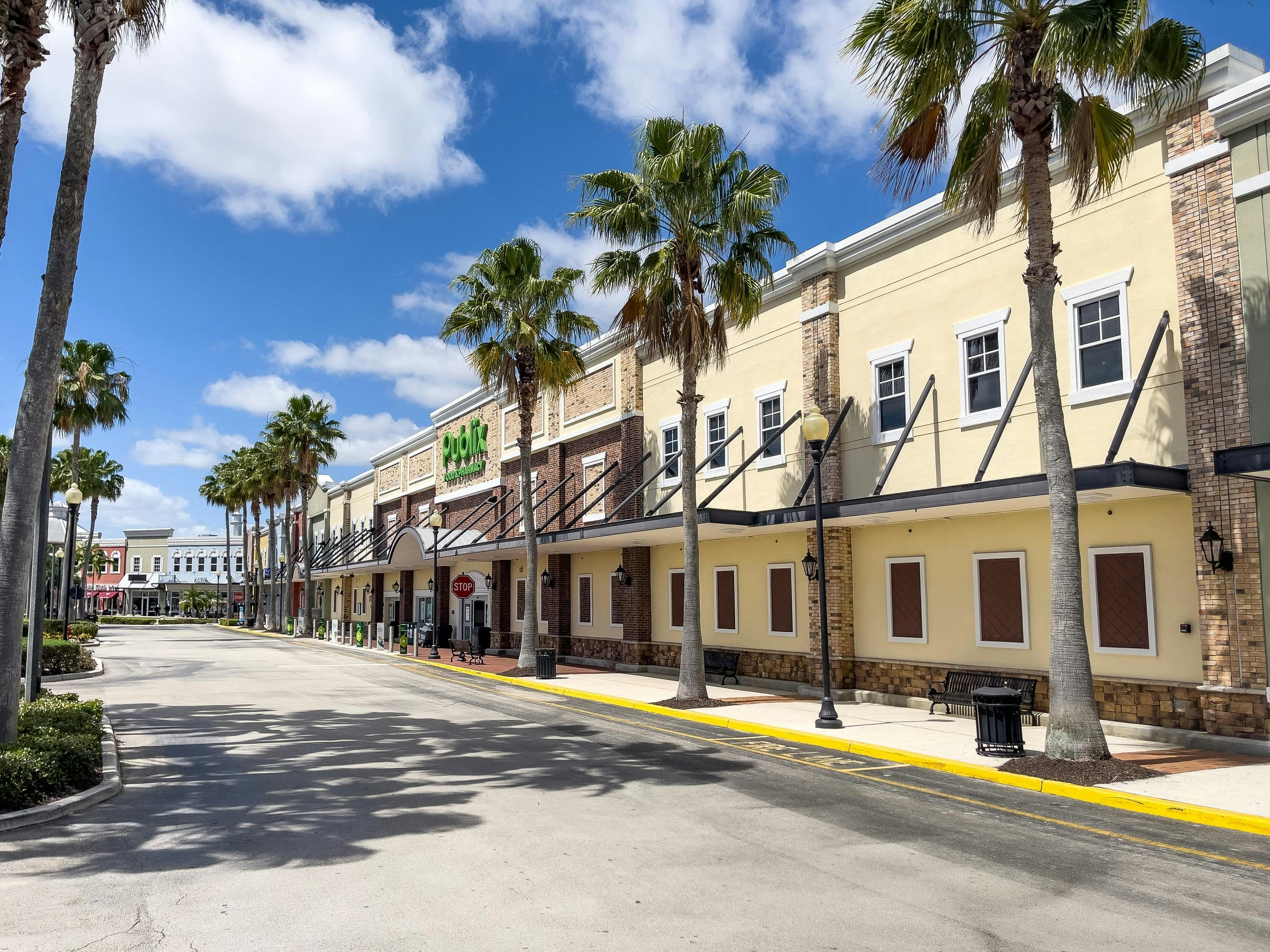 Publix Shopping | Tradition