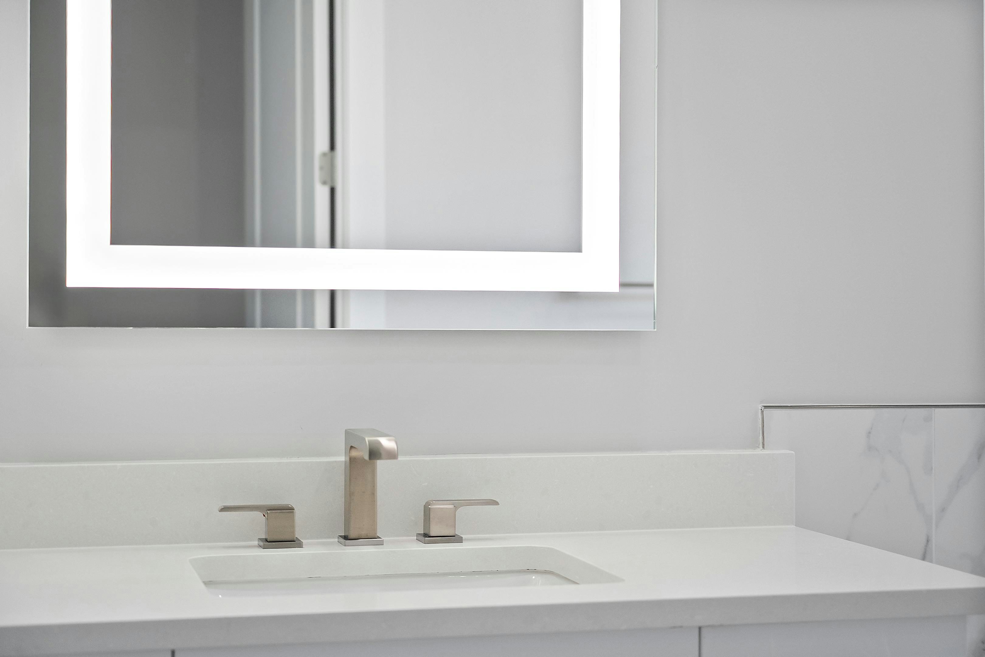 129 Strand Drive - Oceanic Grande Details - Bath Mirror