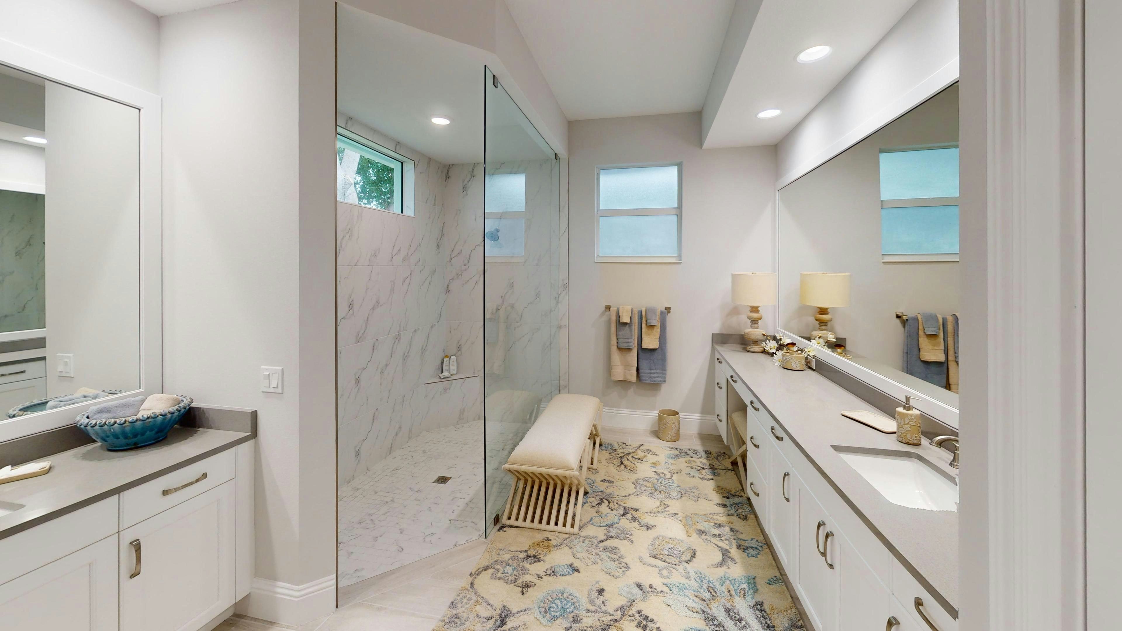 Master Bath | Dahlia 21