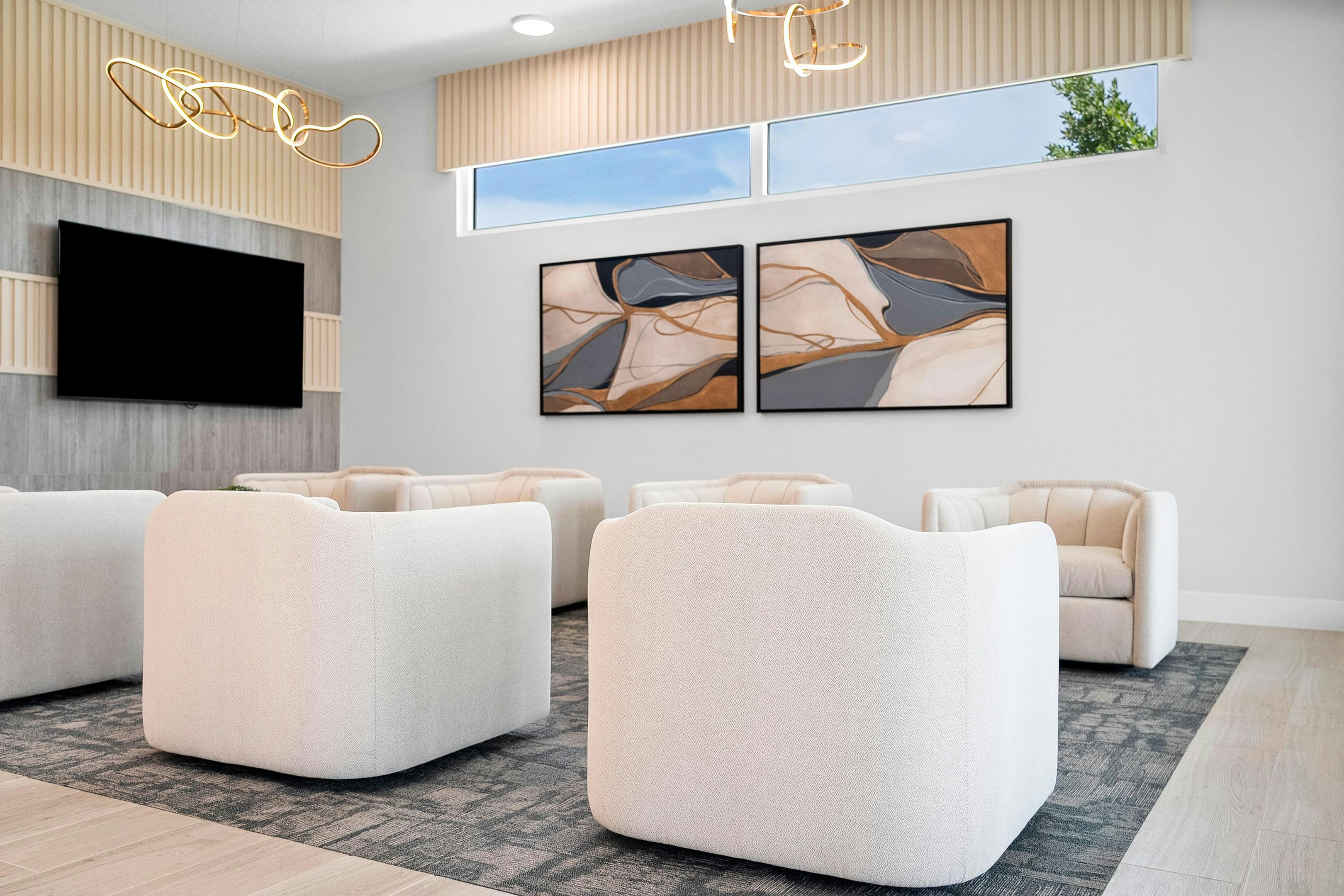 Lounge | High Pointe Clubhouse