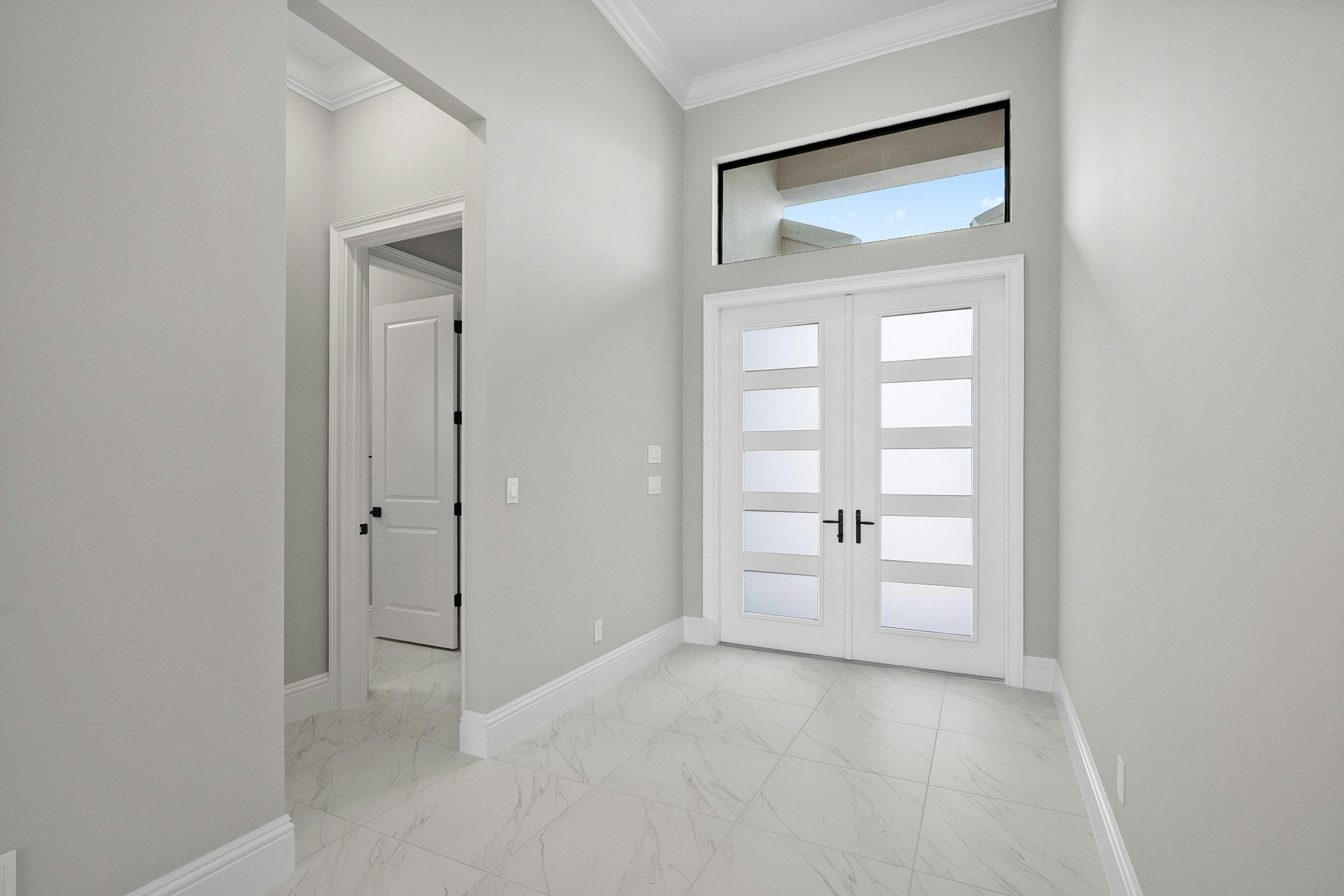 Foyer | 107 SE Via Verona | Stella