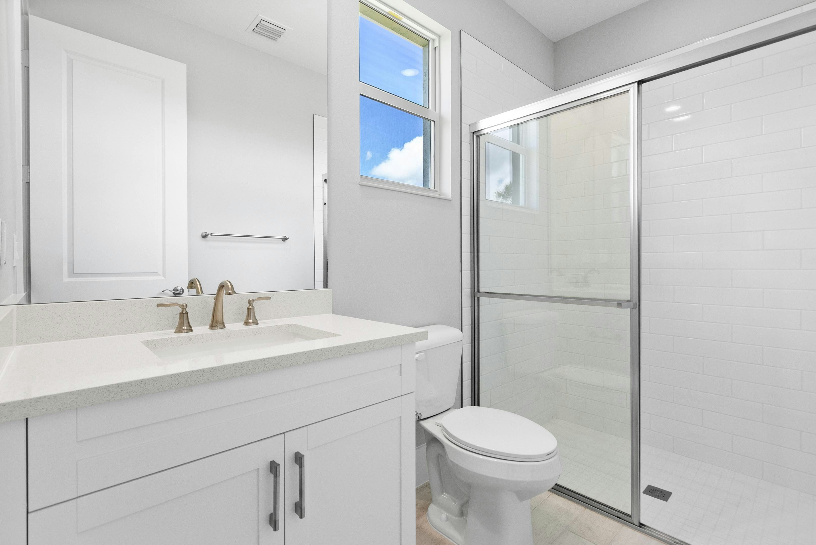 Bath 2 | 2147 Falls Circle