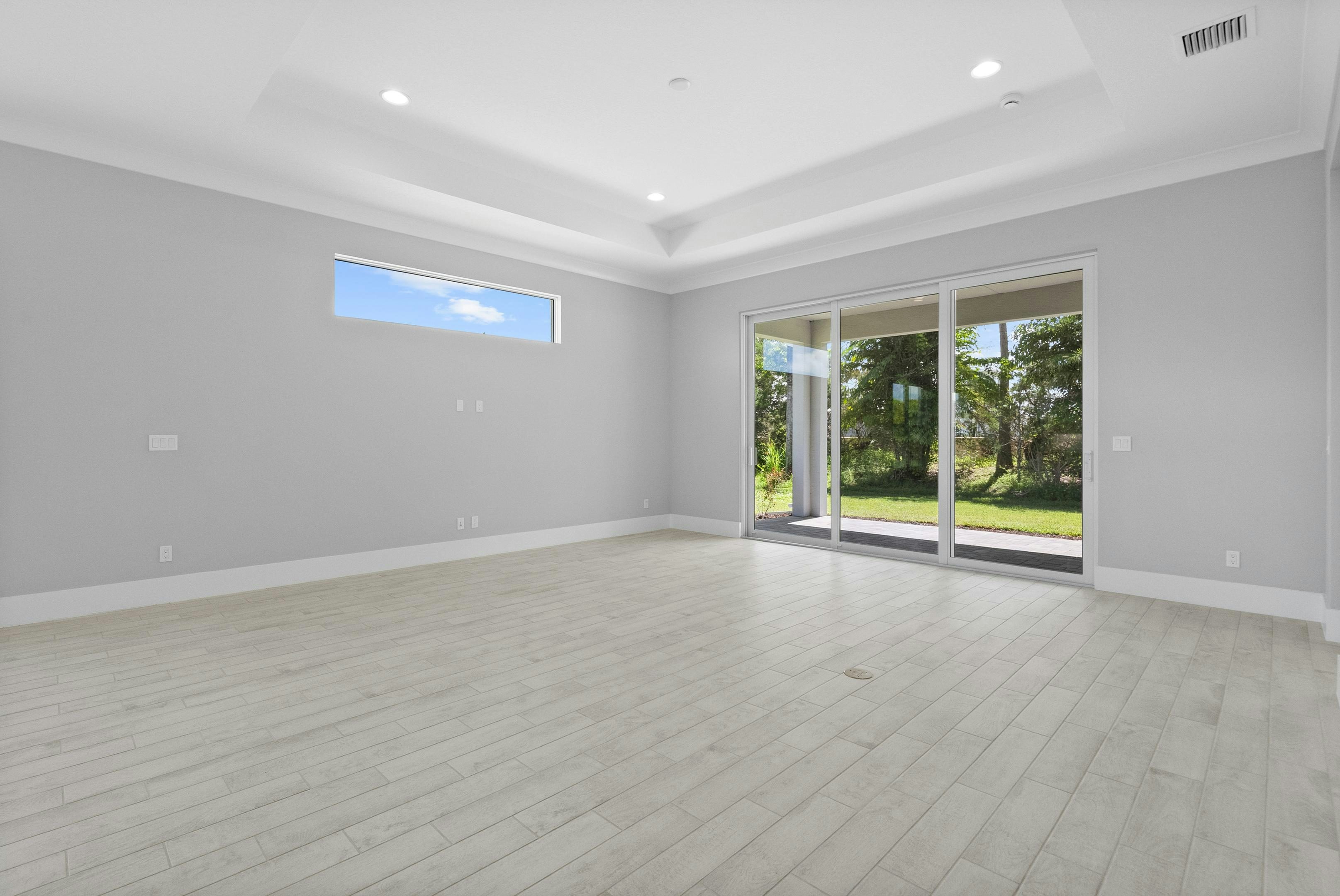 Great Room | 2147 Falls Circle