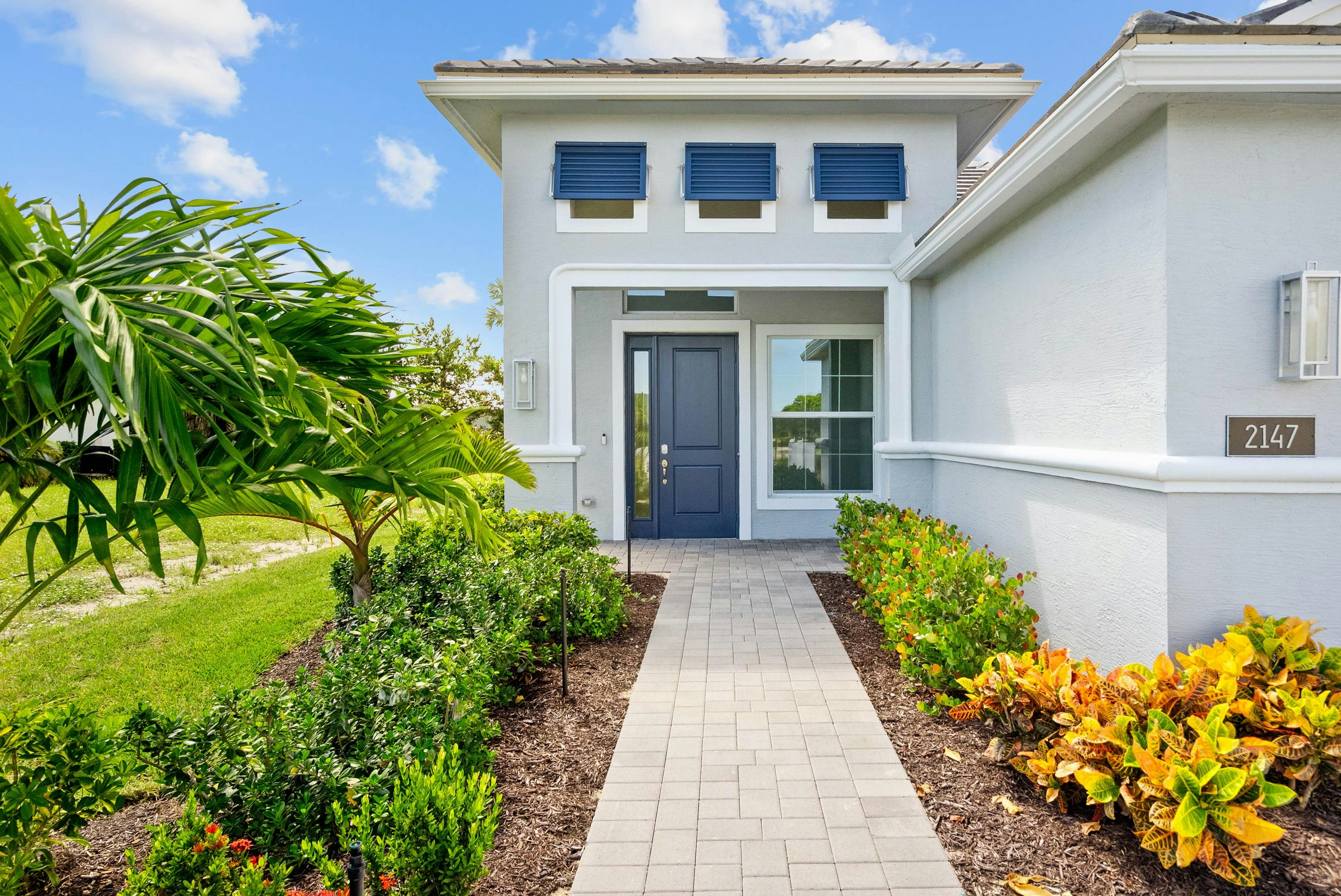 Front Elevation | 2147 Falls Circle