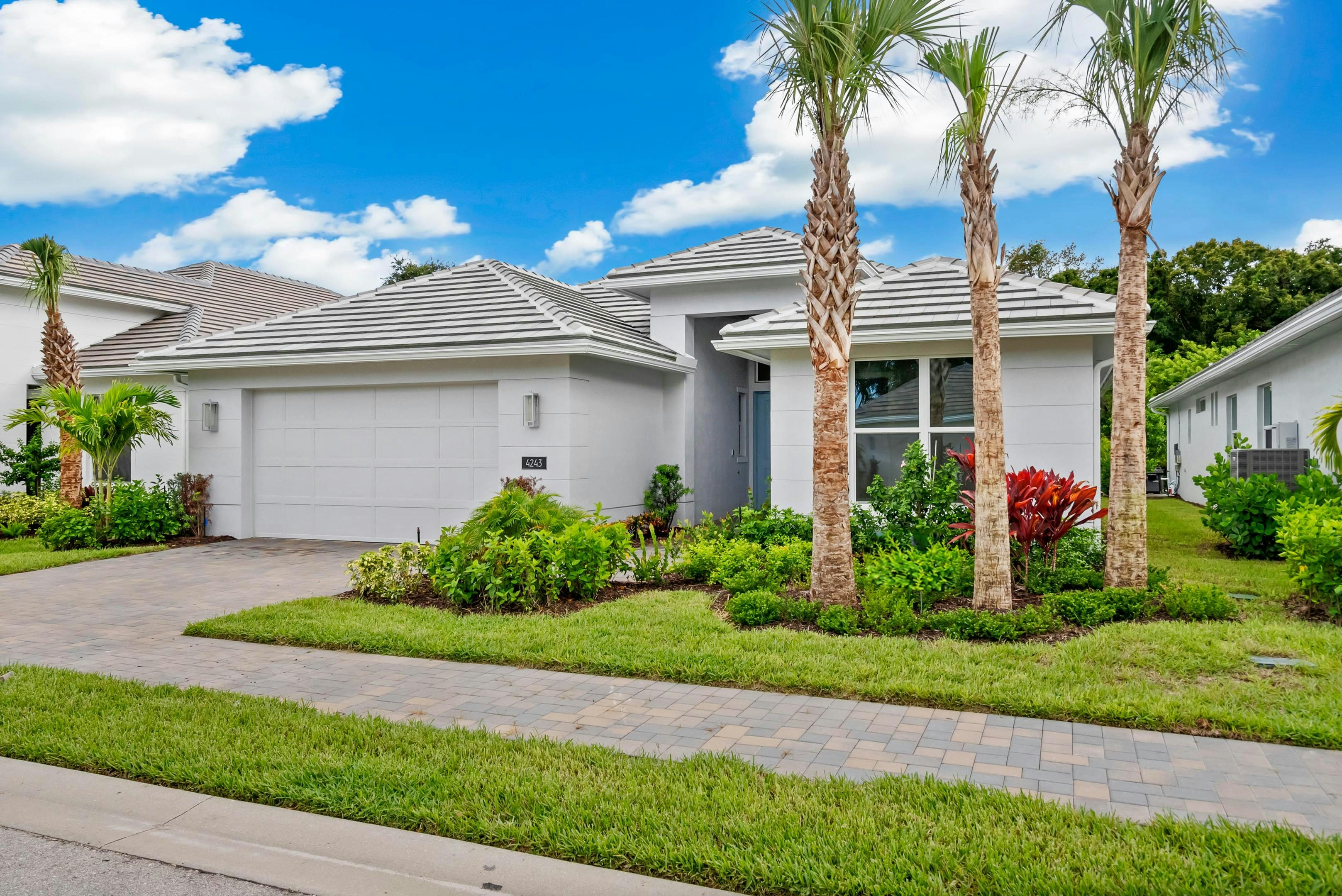 Front Elevation | 4243 Lucaya Pointe Way