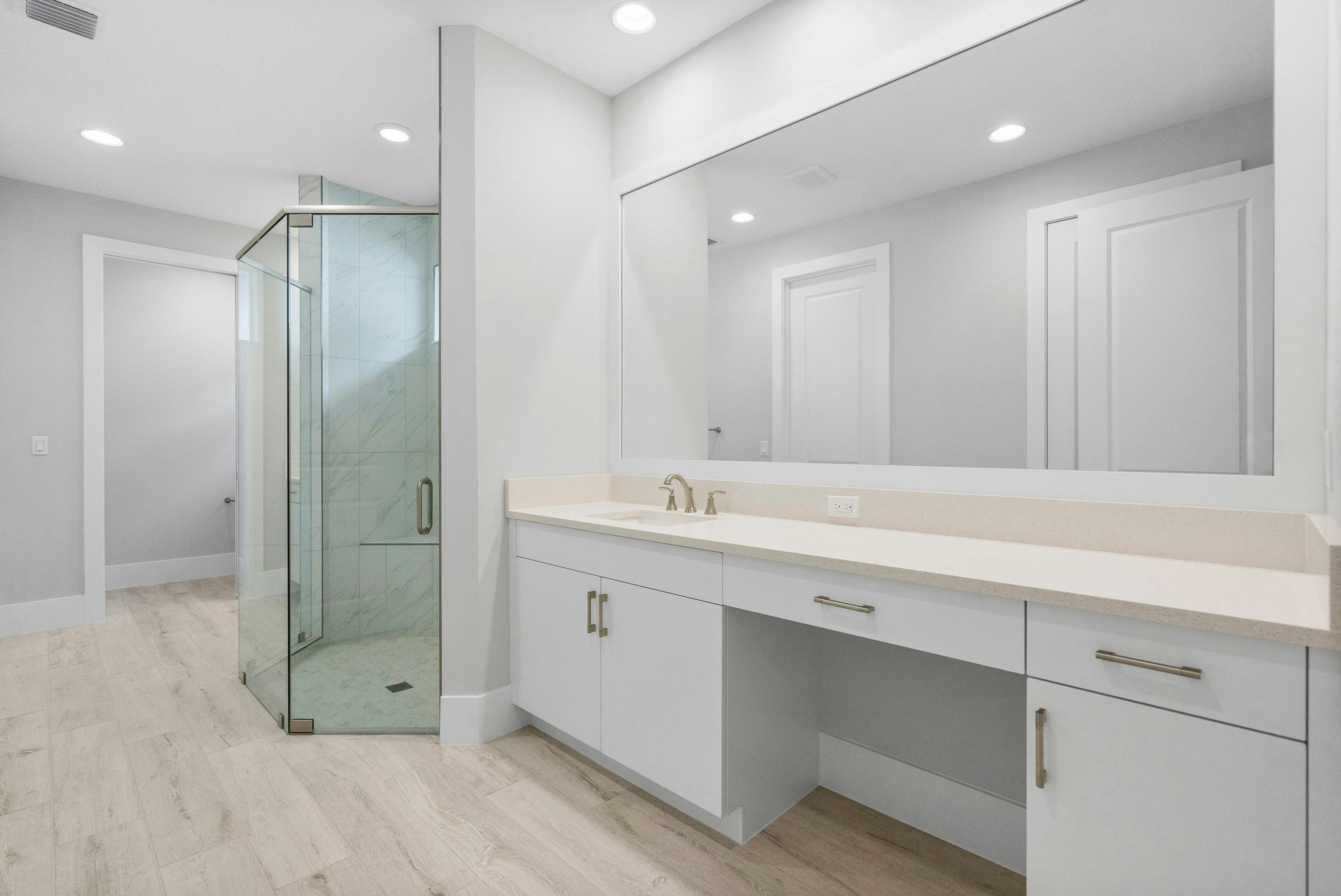 Master Bathroom | 4243 Lucaya Pointe Way