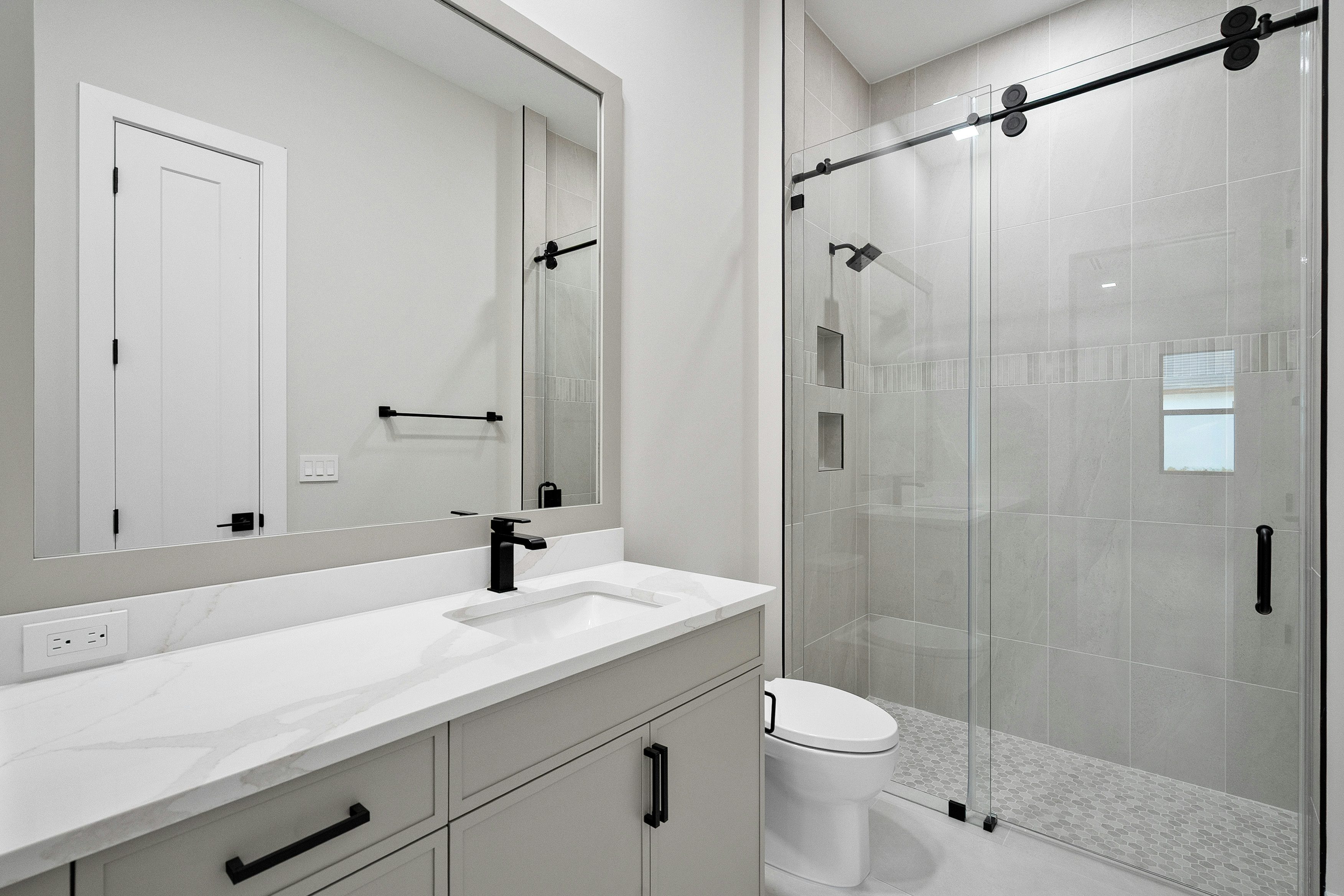 Bath 2 | 9193 Seaglass Ct
