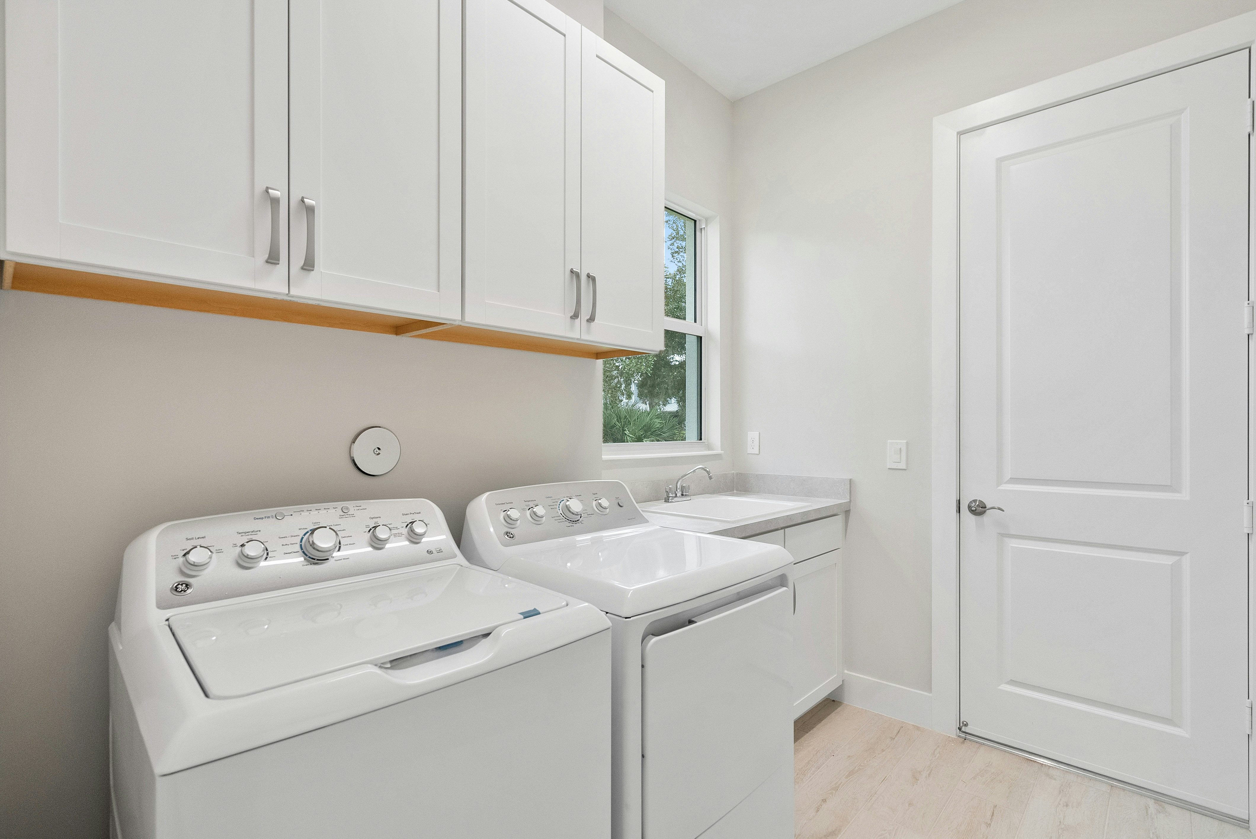 Laundry Room | 236 Oak Hammock Cr SW