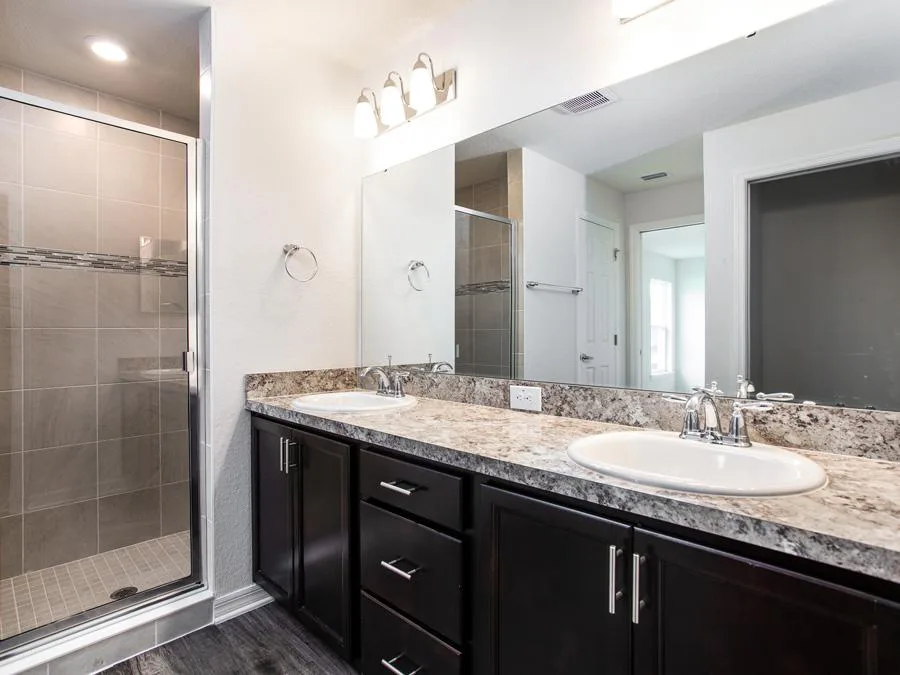 Parsyn Owner's Bath