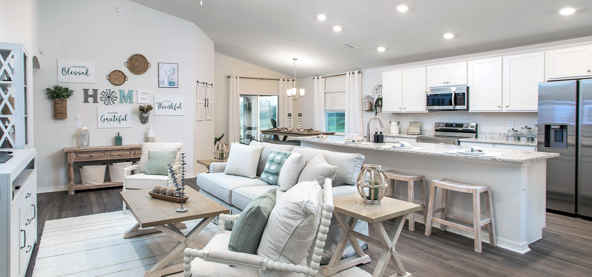 Open living area with farmhouse country decor